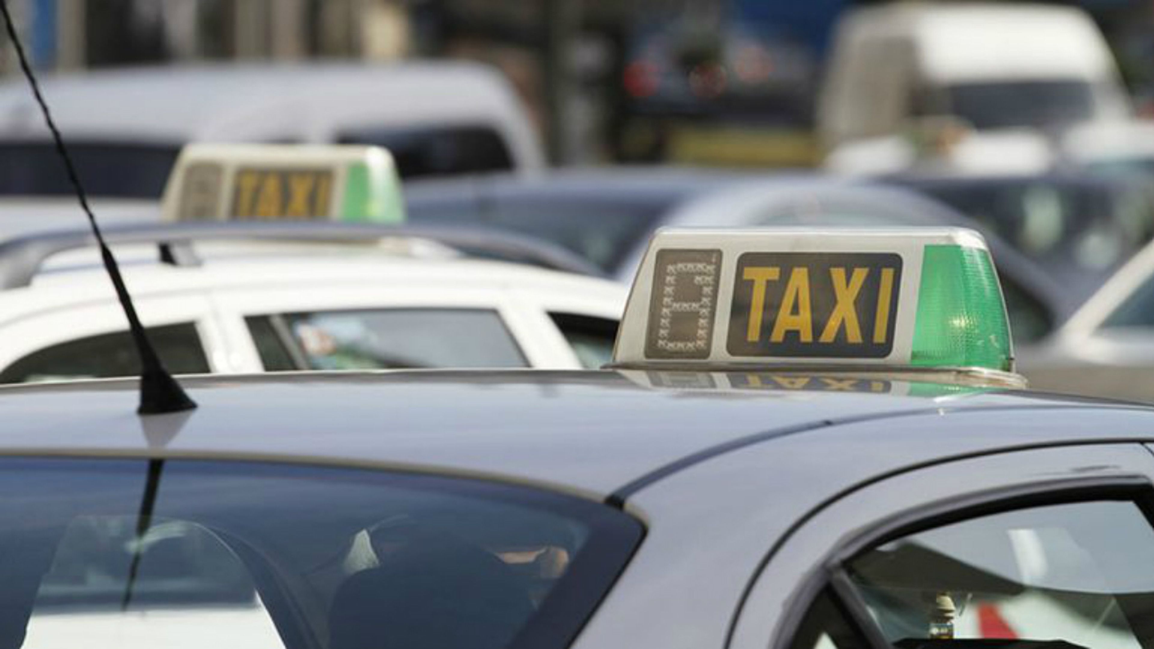 La nueva normalidad de los taxis y vehículos VTC
