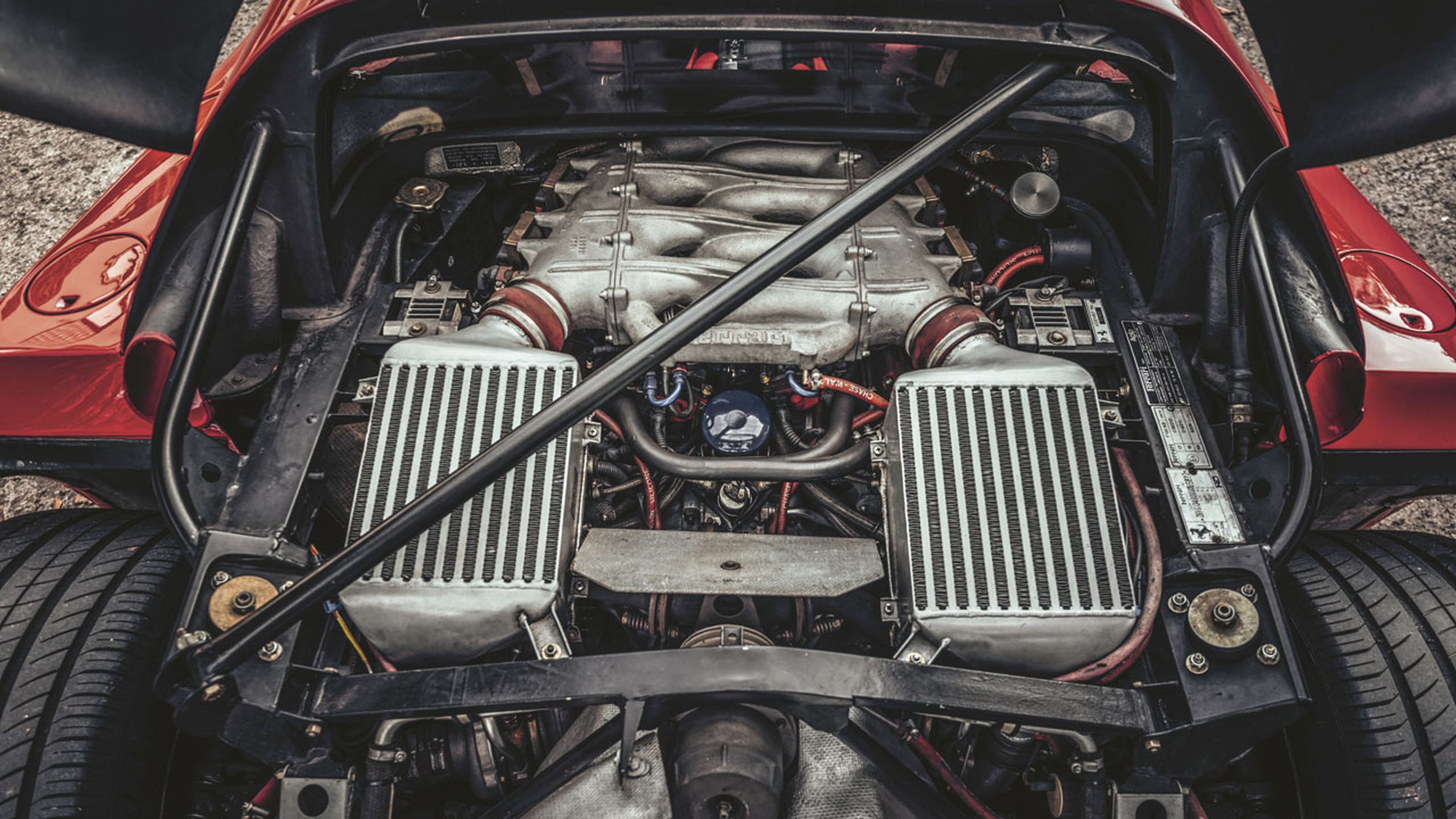 Motor Ferrari F40