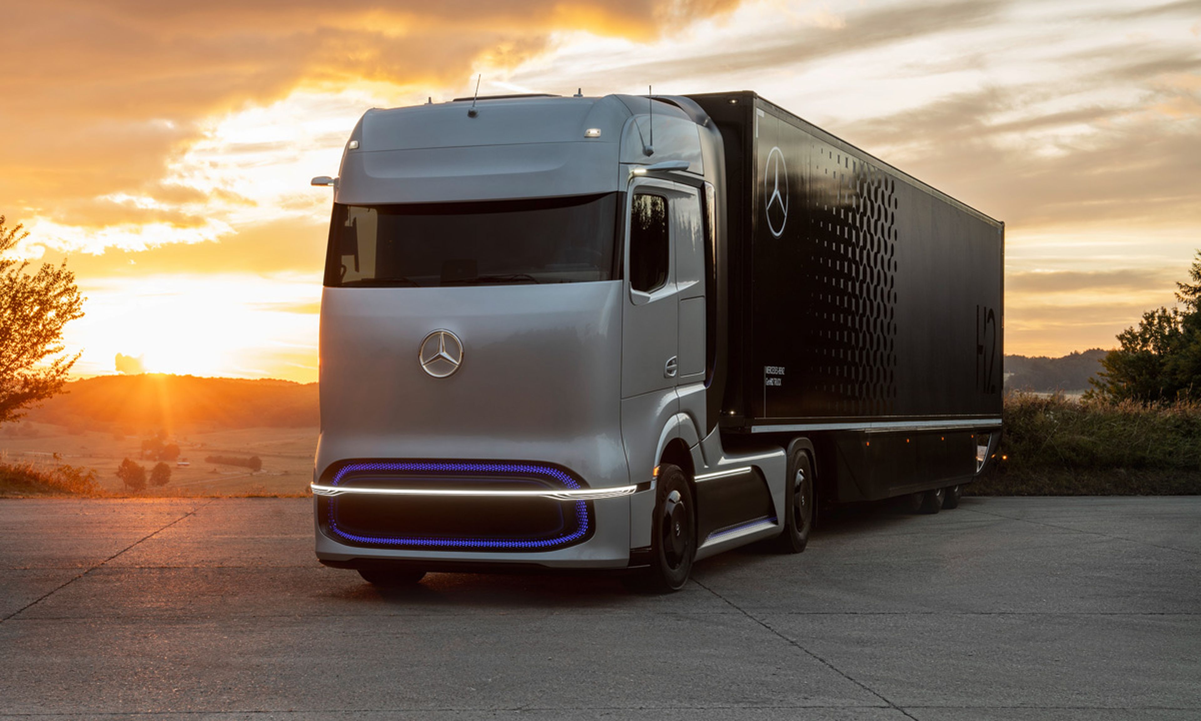 Los productores de camiones de hidrógeno dan a las cabinas un aspecto futurista