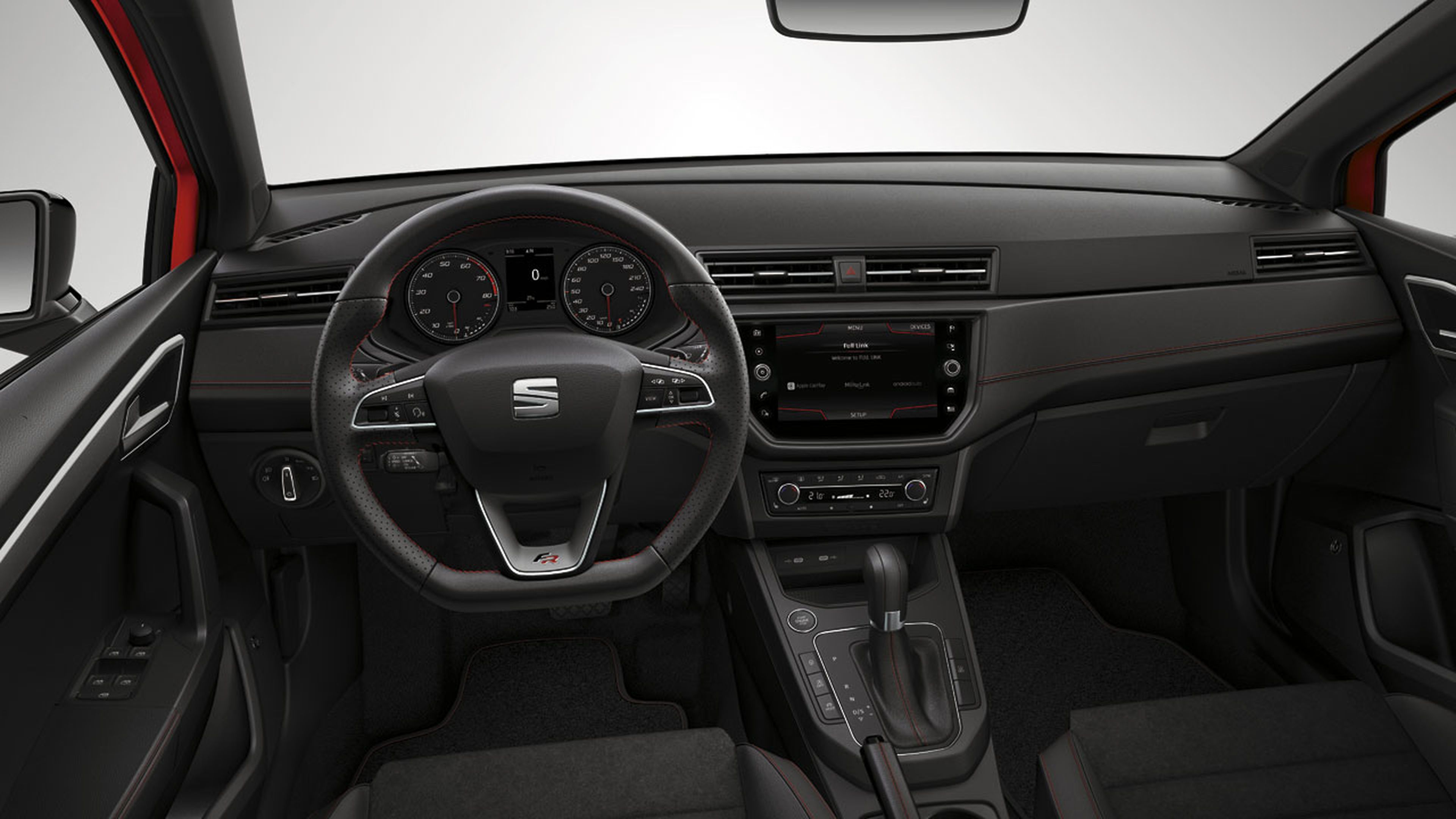 Cockpit del nuevo Seat Ibiza TSI 150 con cambio automático DSG