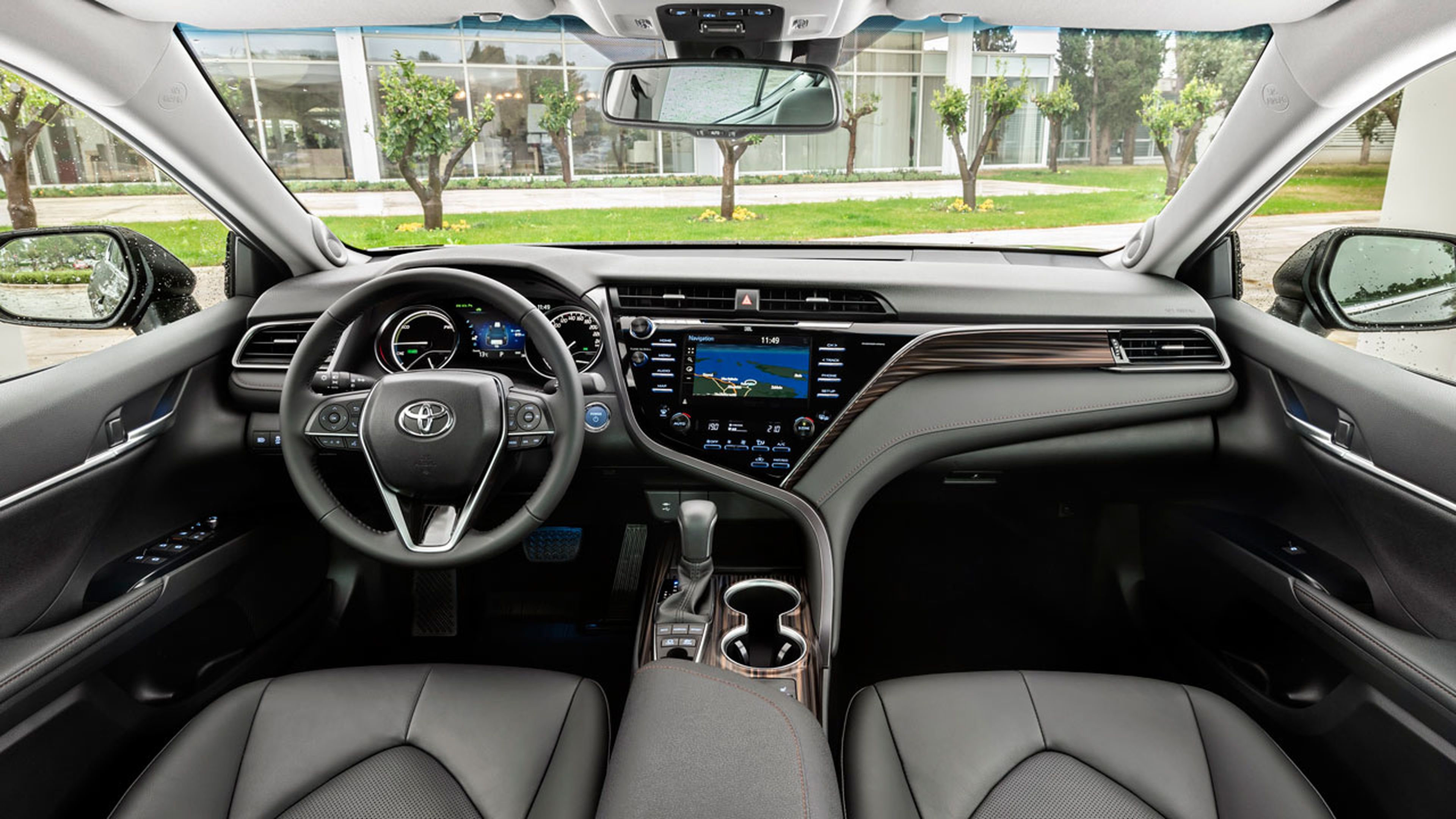 Cockpit Toyota Camry