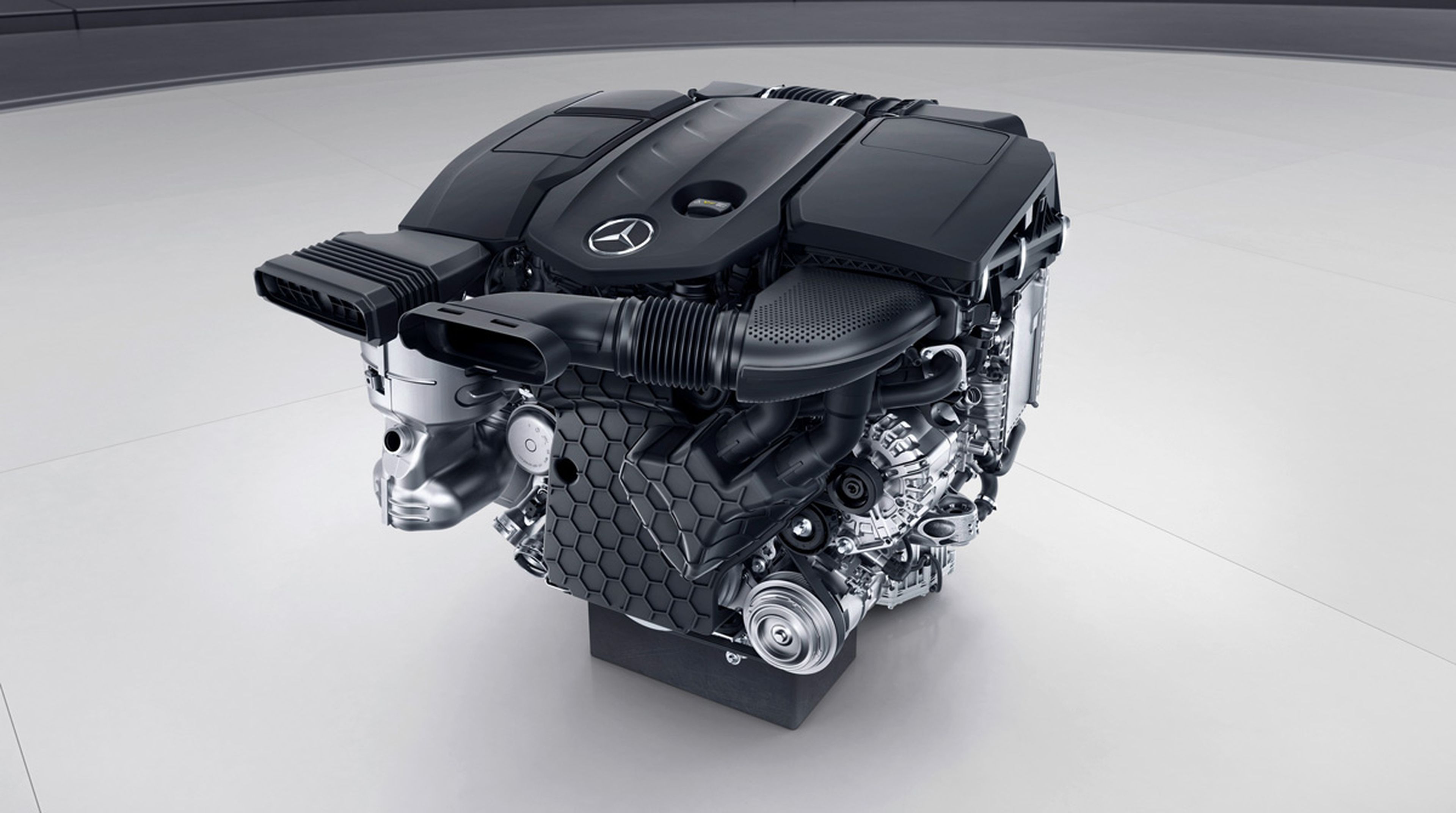Mercedes deja de usar motores Renault en la Clase A, B y CLA