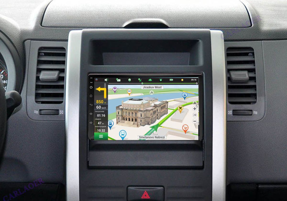 Instalar pantallas con Android Auto en el coche: esto es lo que dice