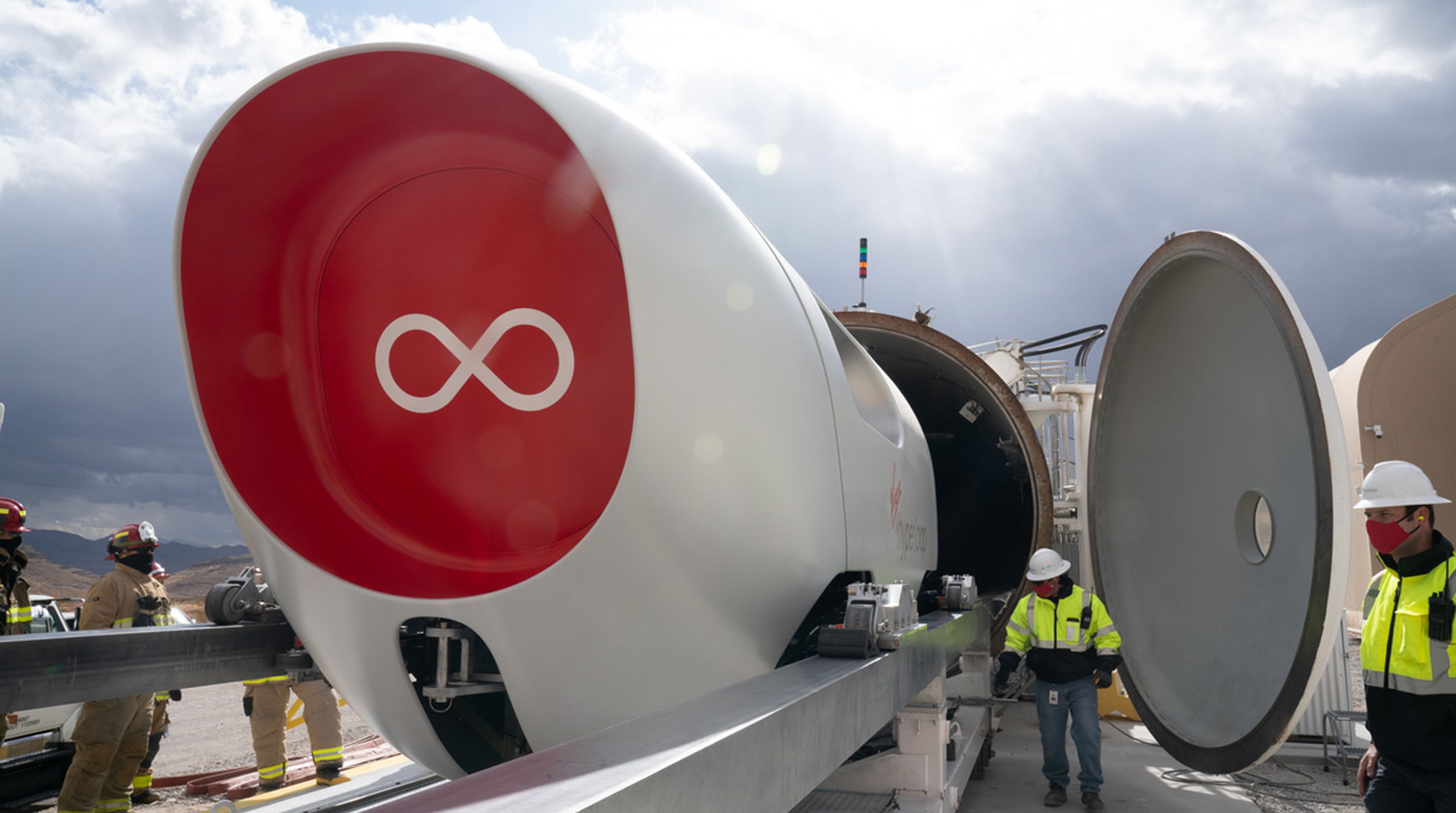 Así ha sido el primer viaje en el Hyperloop de Virgin