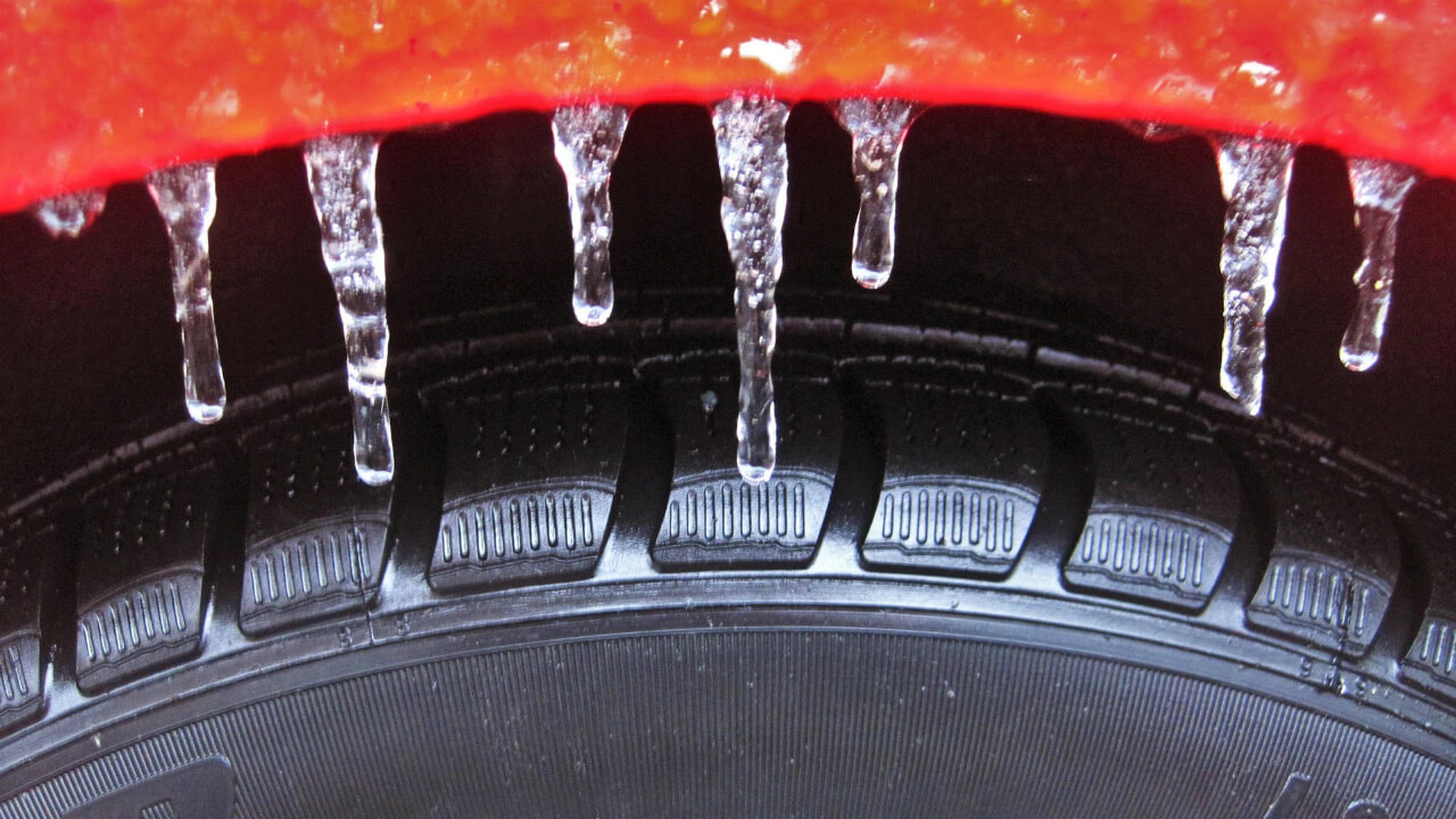 Así afecta el frío a los neumáticos: 6 consejos para cuidarlos