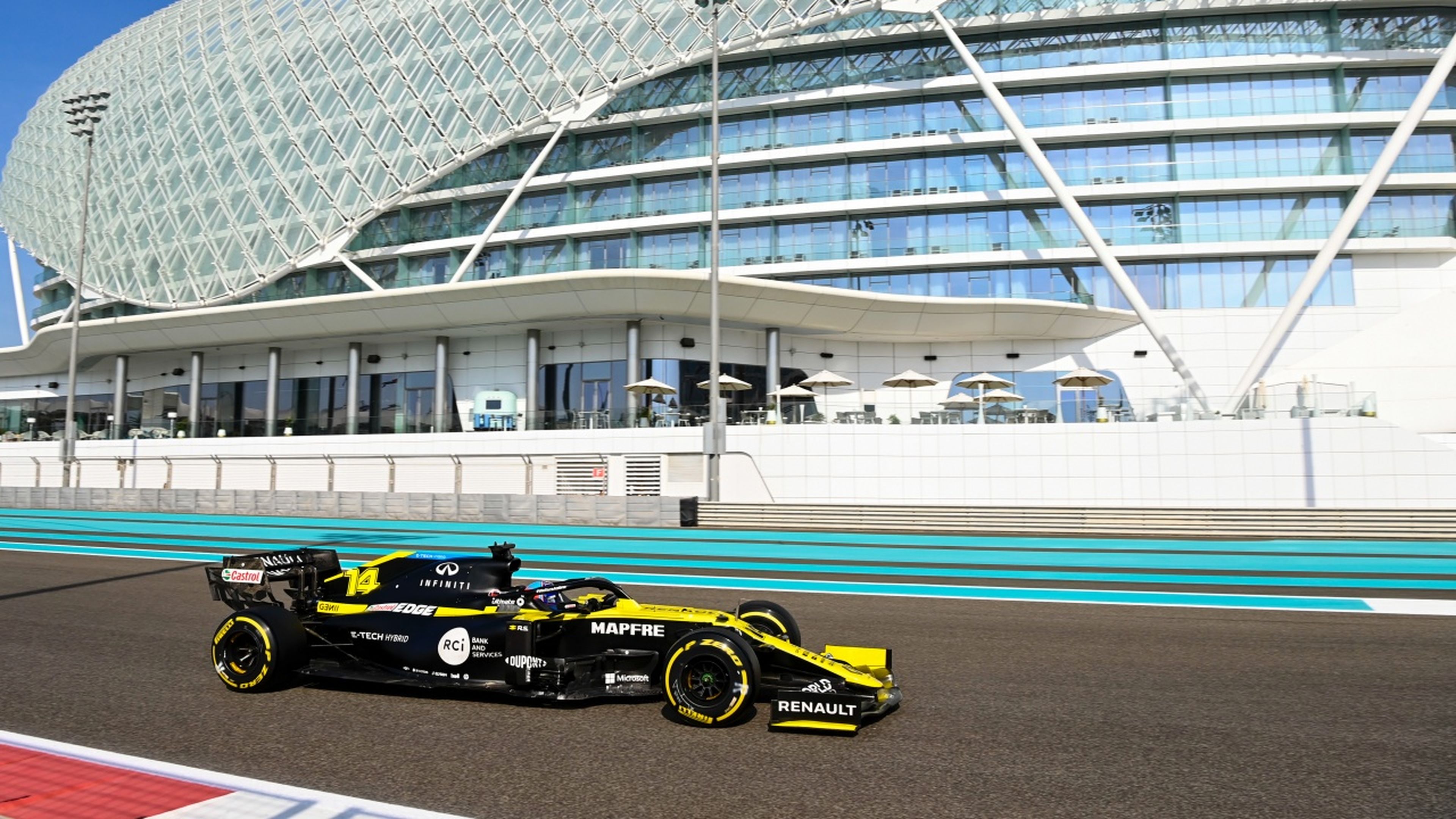 Alonso en el test de Abu Dhabi 2020