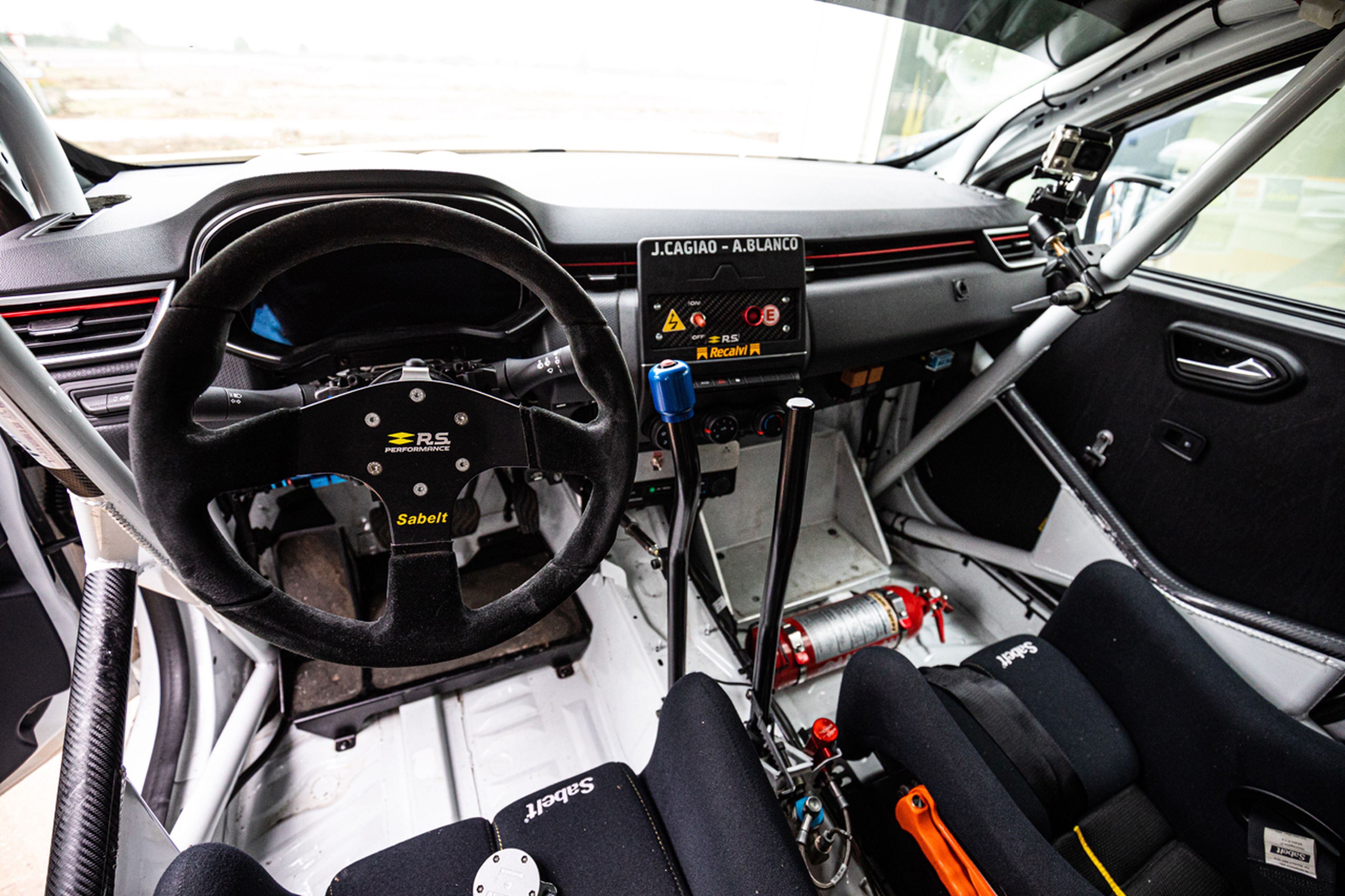 Prueba de coche de carreras: Clio V RSR