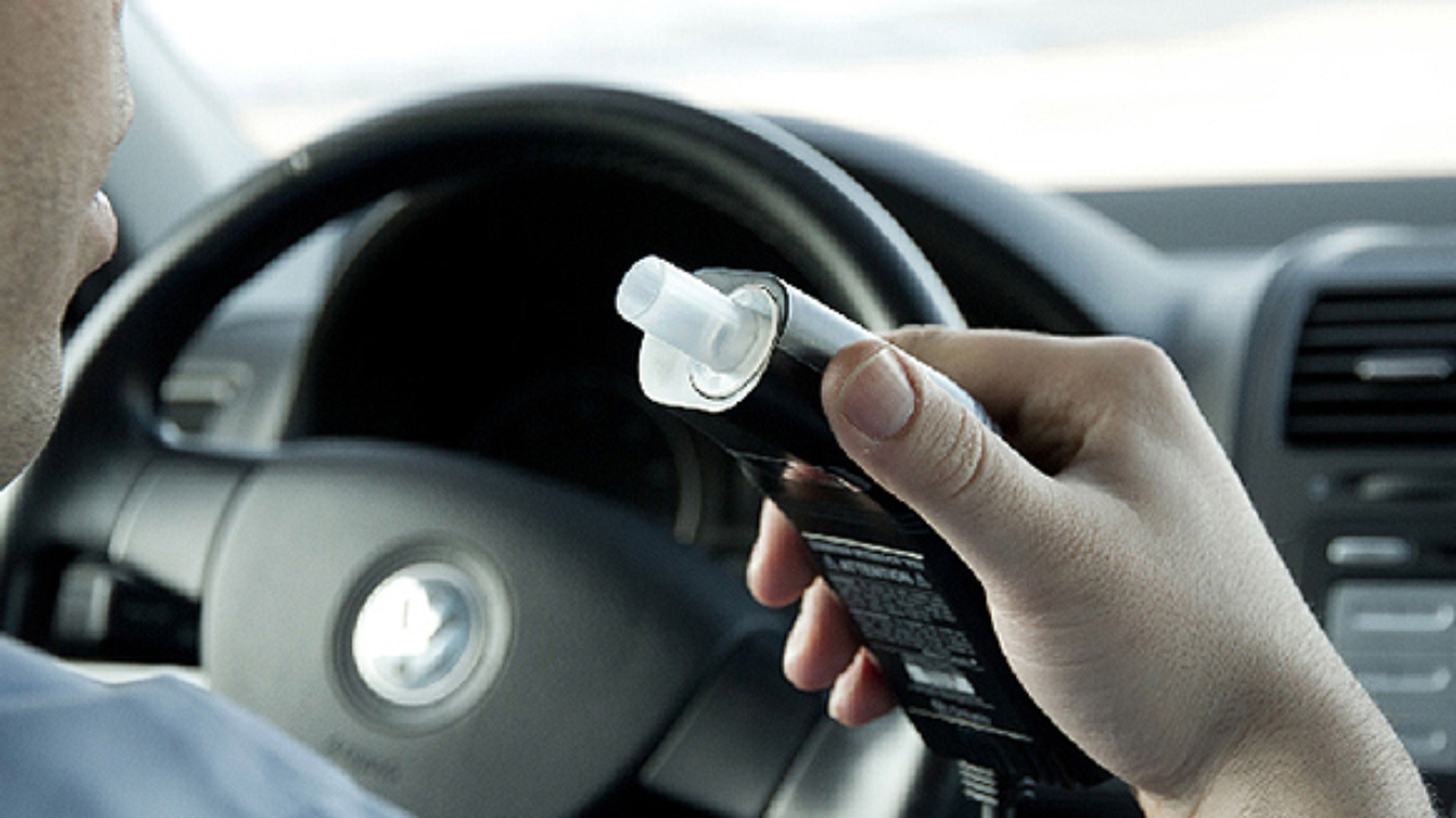 Con este dispositivo podrás prevenir la conducción bajo los efectos del  alcohol