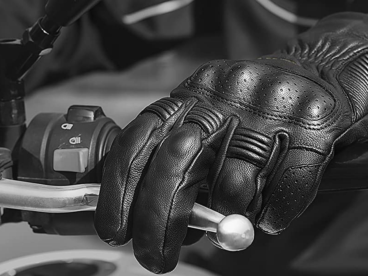 No pases frío este invierno en tu moto: estos guantes son calientes y  cuestan menos de 32 euros