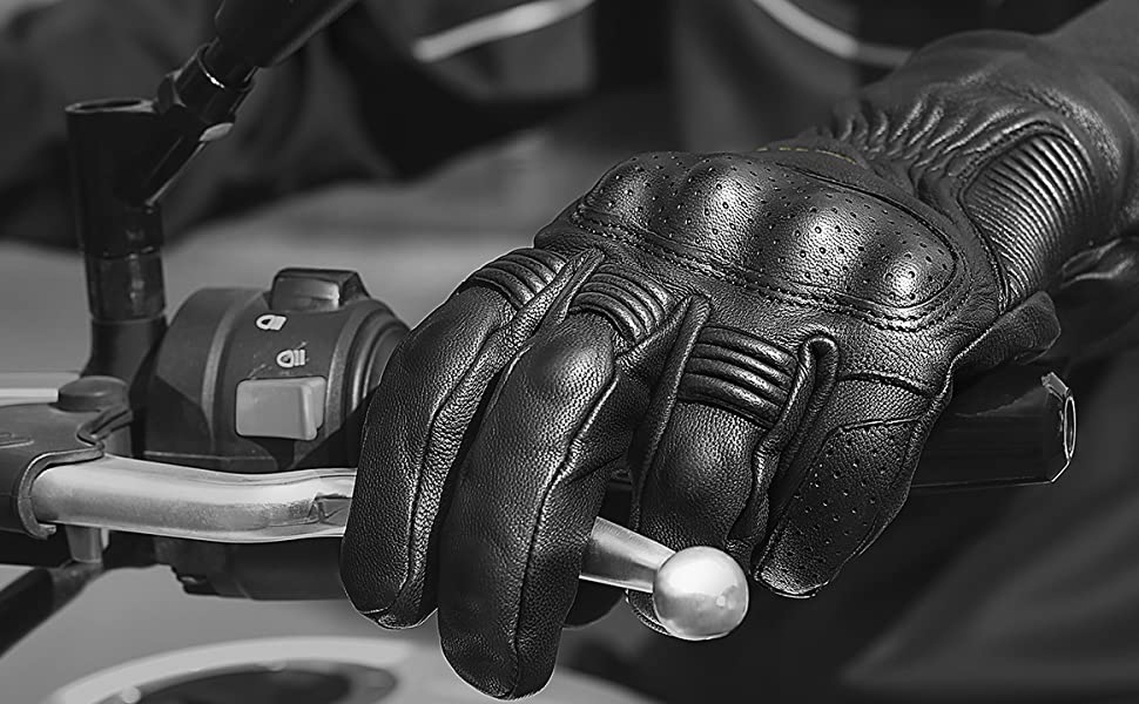 No pases frío este invierno en tu moto: estos guantes son calientes y cuestan menos de 32 euros Auto Bild España