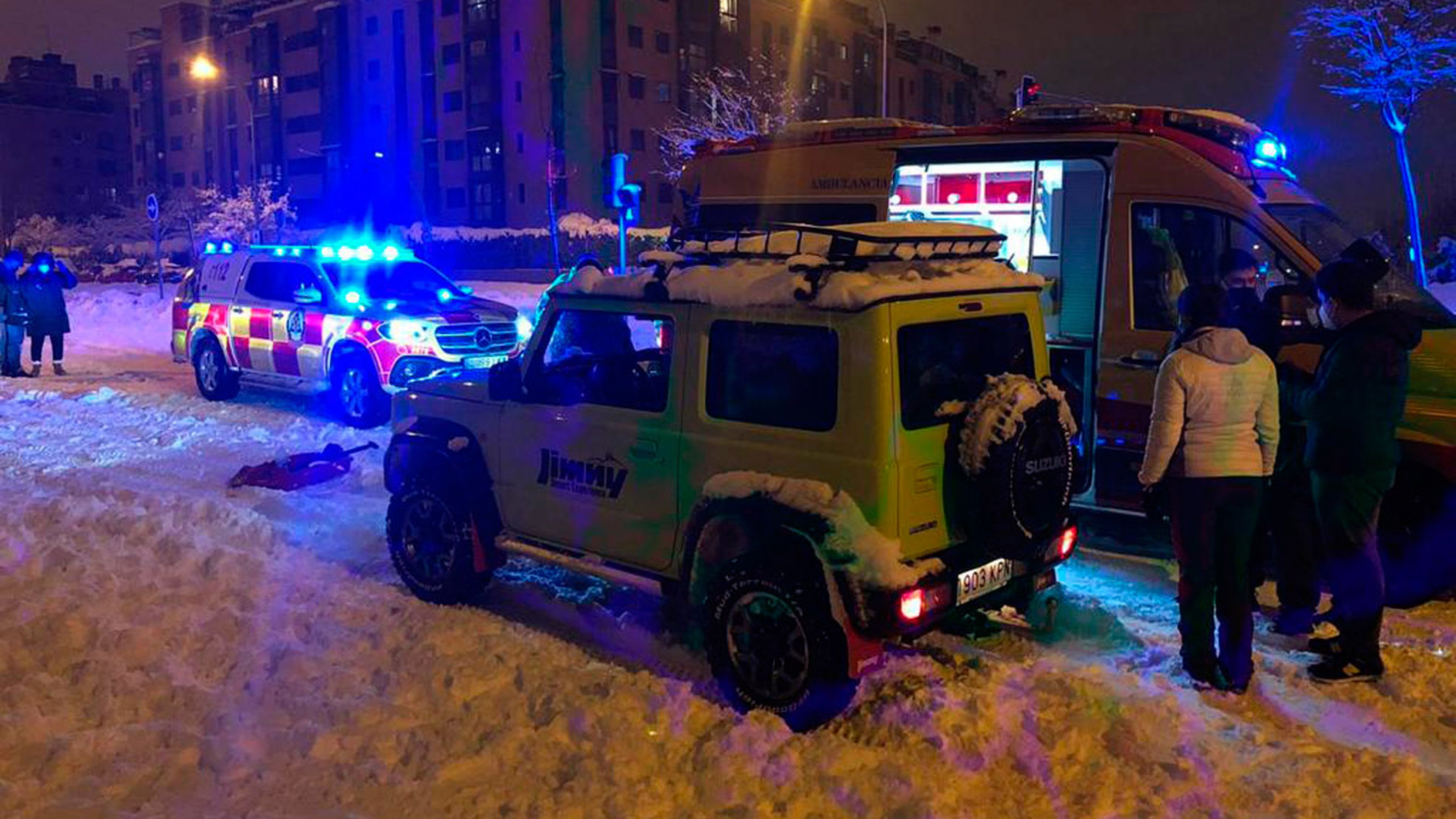 El Suzuki Jimny ejerce de vehículo de emergencia