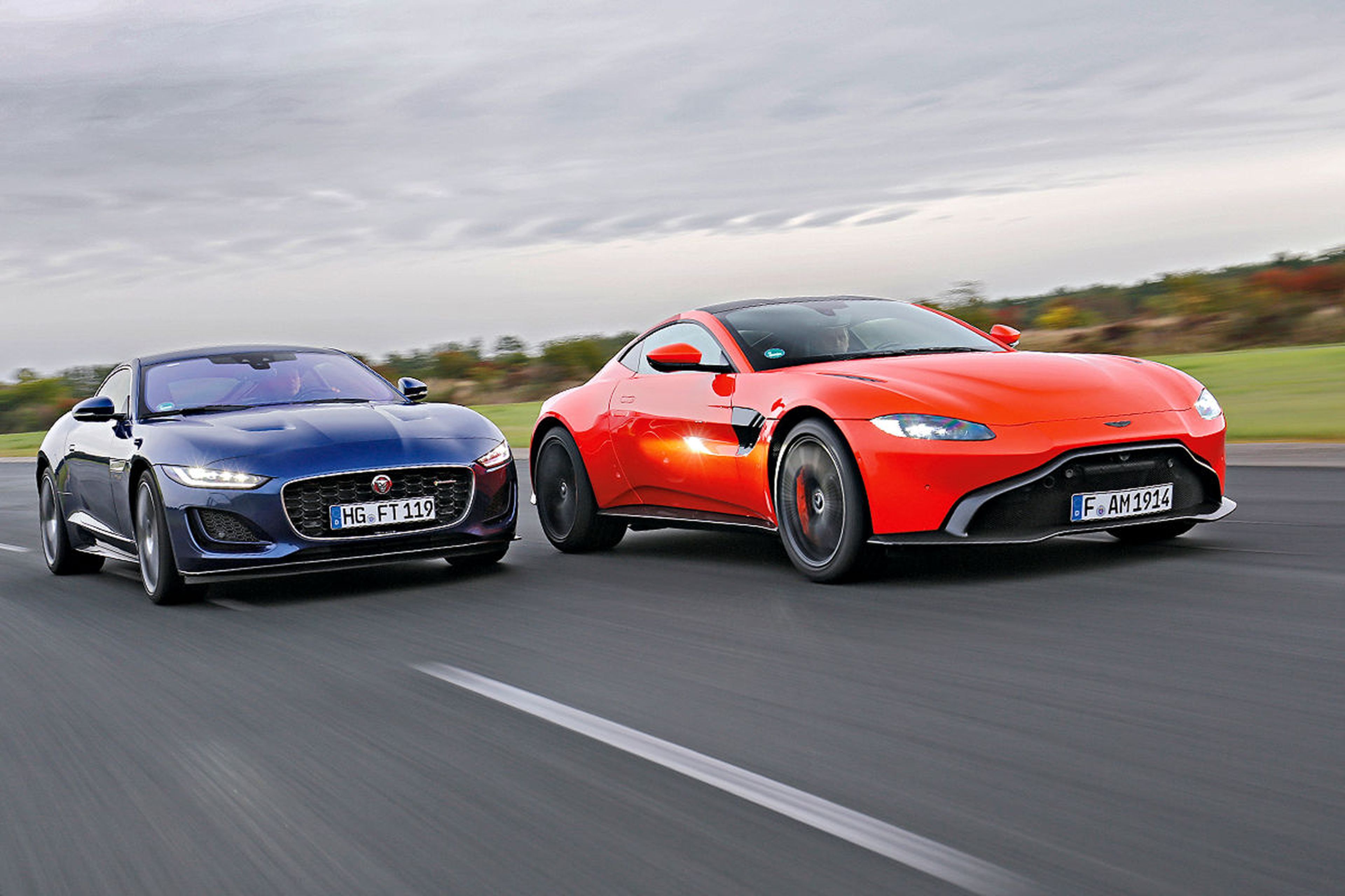 Aston Martin Vantage vs Haguar F-Type