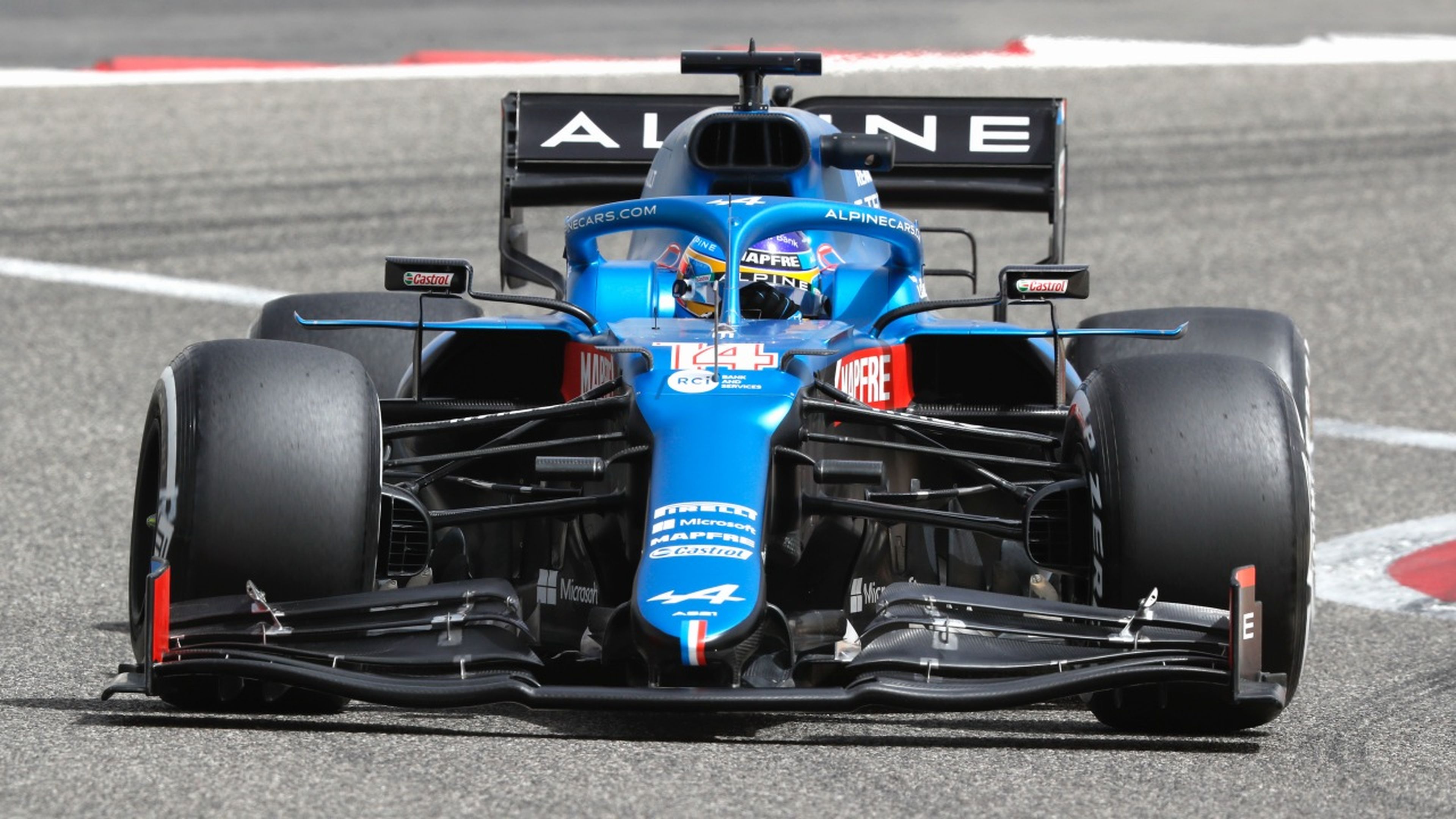 Fernando Alonso con Alpine en Bahrein