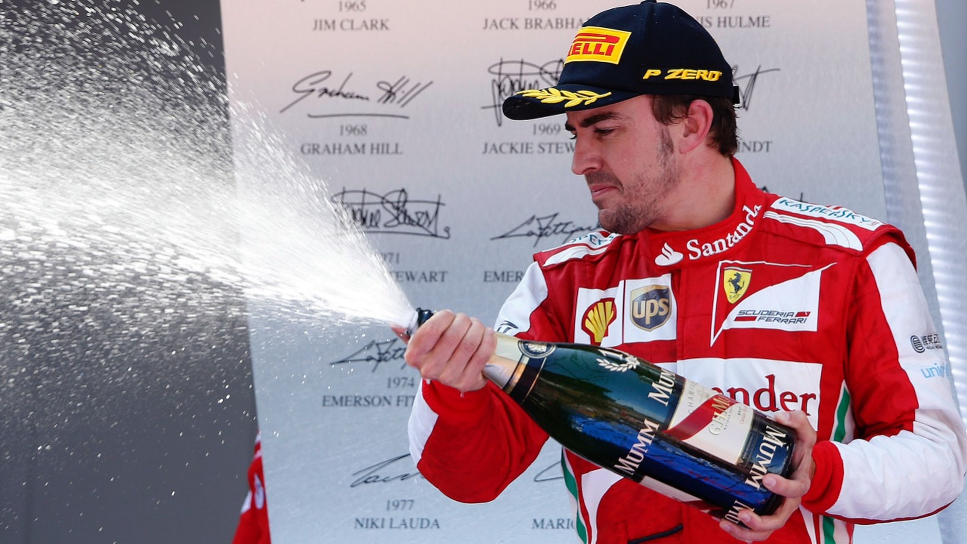 VIctoria de Alonso en el GP de España 2013