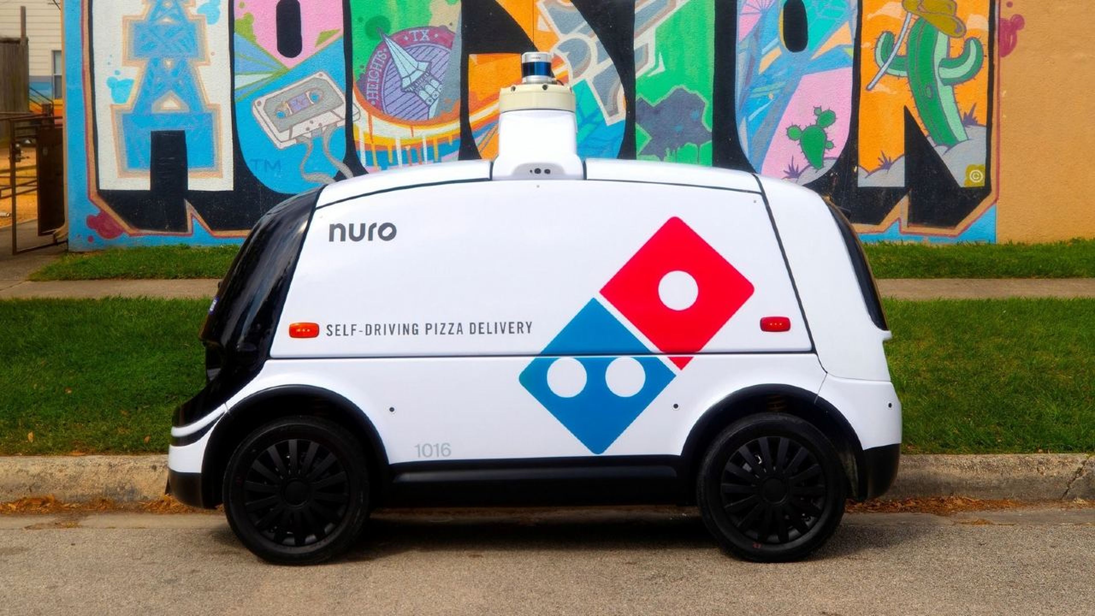 Domino’s Pizza Nuro R2