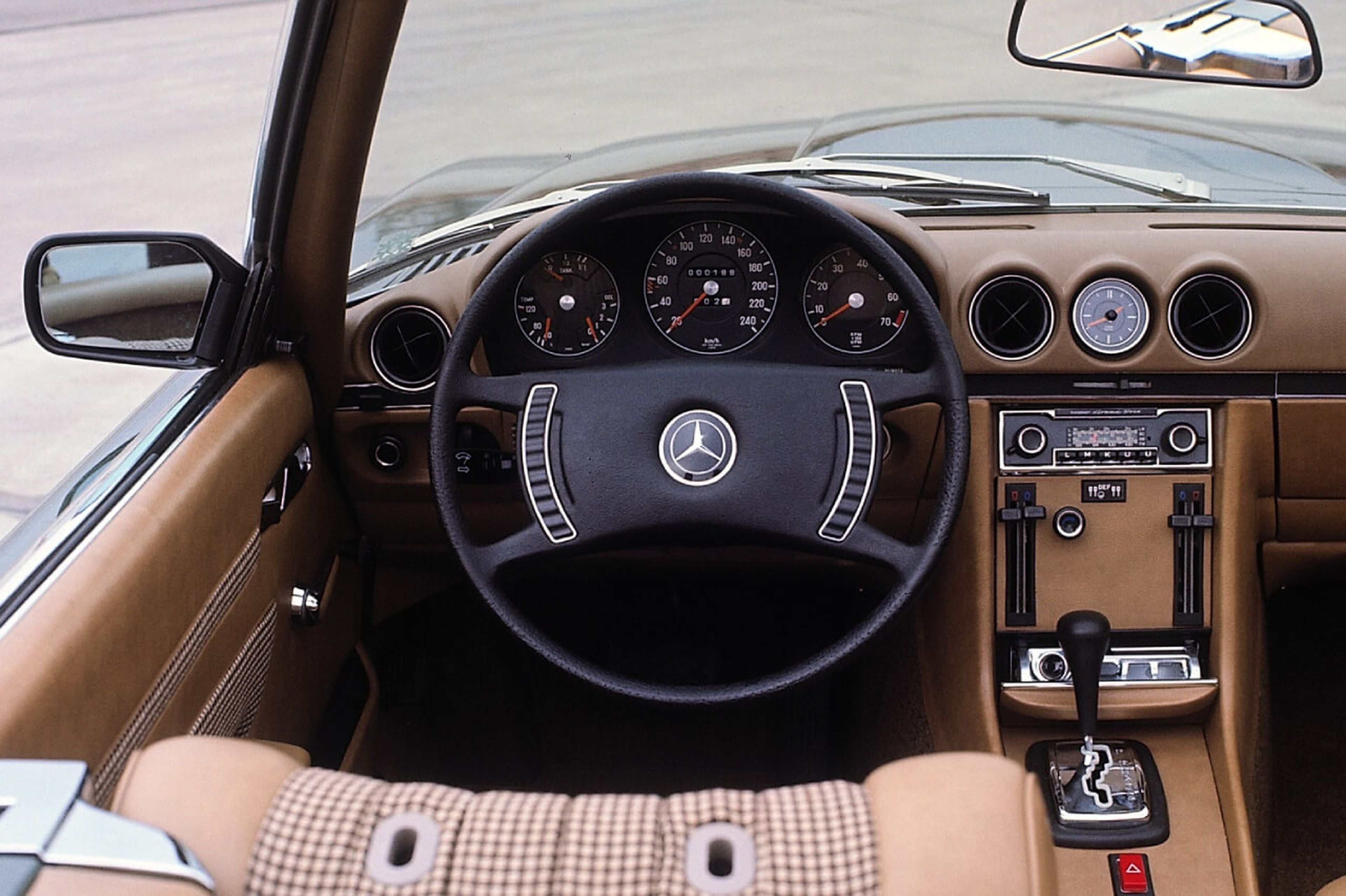 Viejas leyendas: Mercedes-Benz SL R107