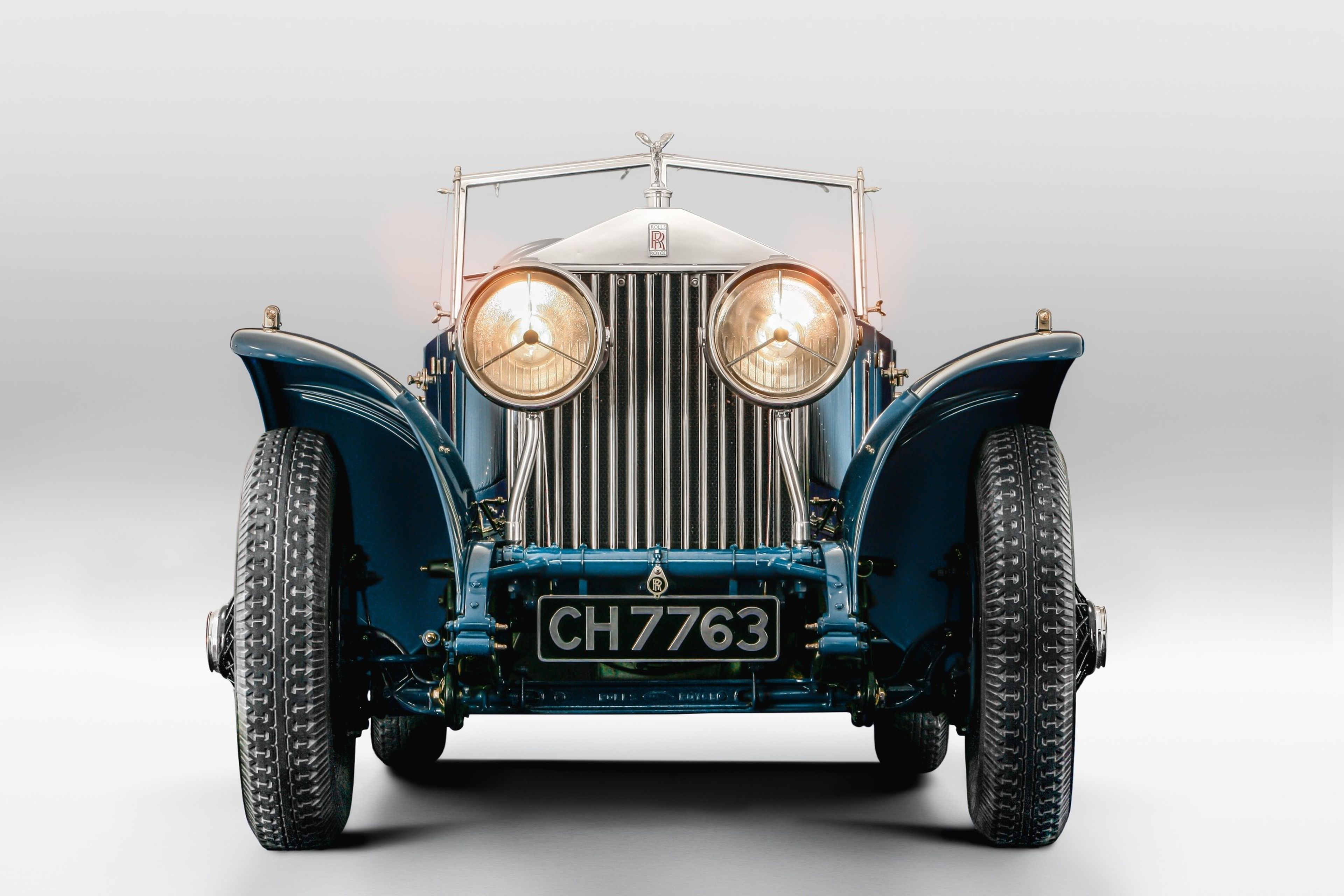 Rolls-Royce de 1928 vista frontal
