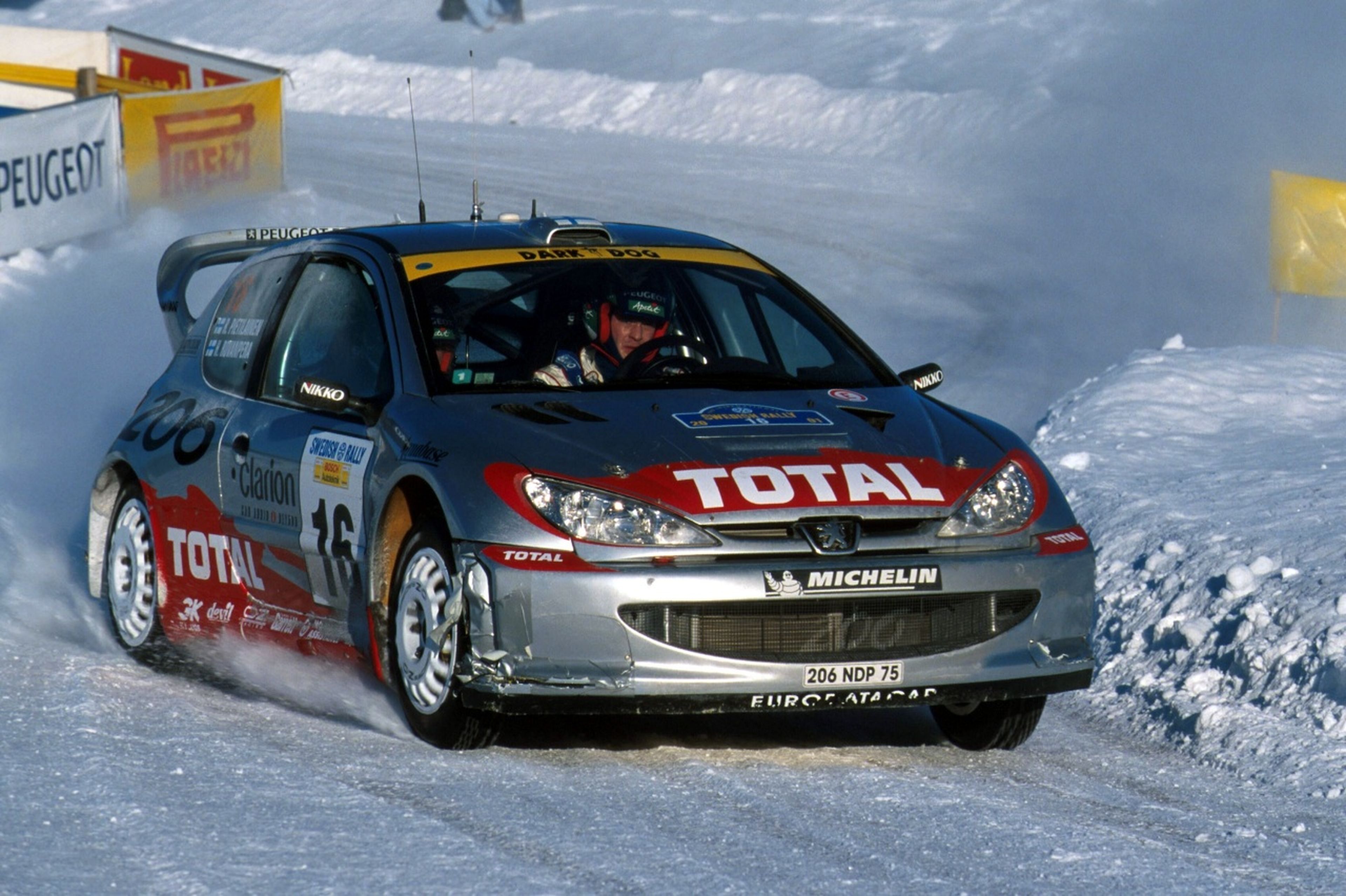 Harri Rovanperä en el Rally de Suecia 2001, su única victoria en WRC