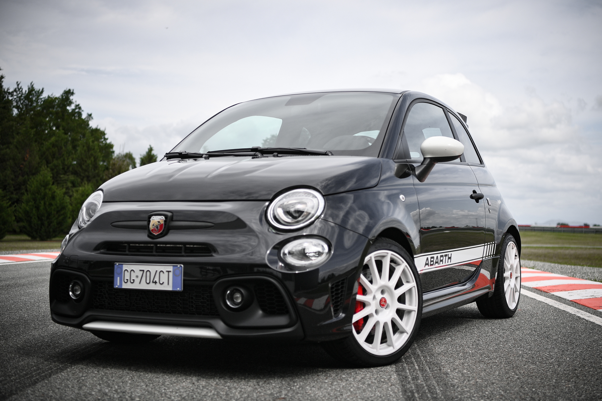 Prueba Del Abarth 695 Esseesse 2021