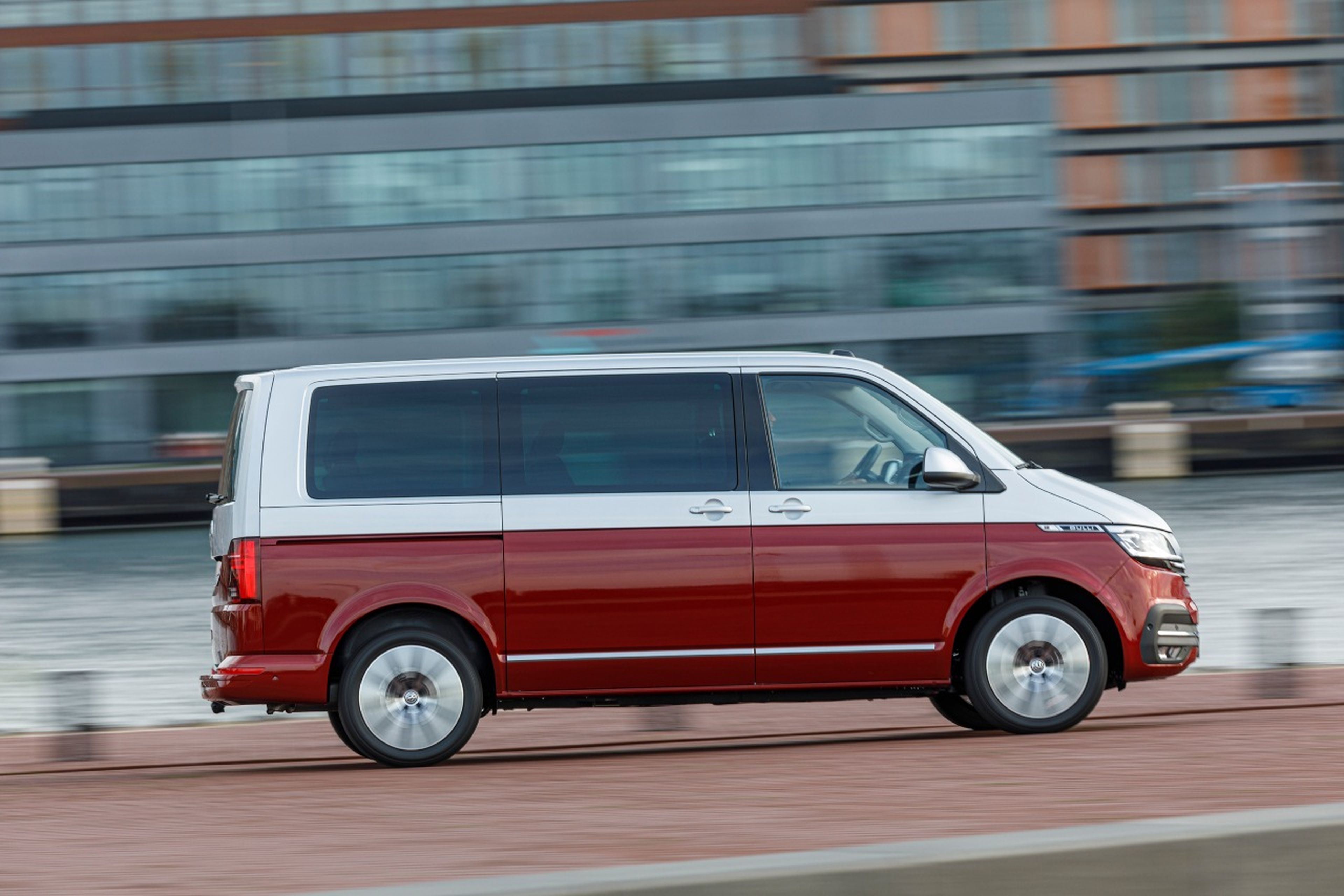 Volkswagen Multivan Outdoor, 5 virtudes y 2 defectos confort