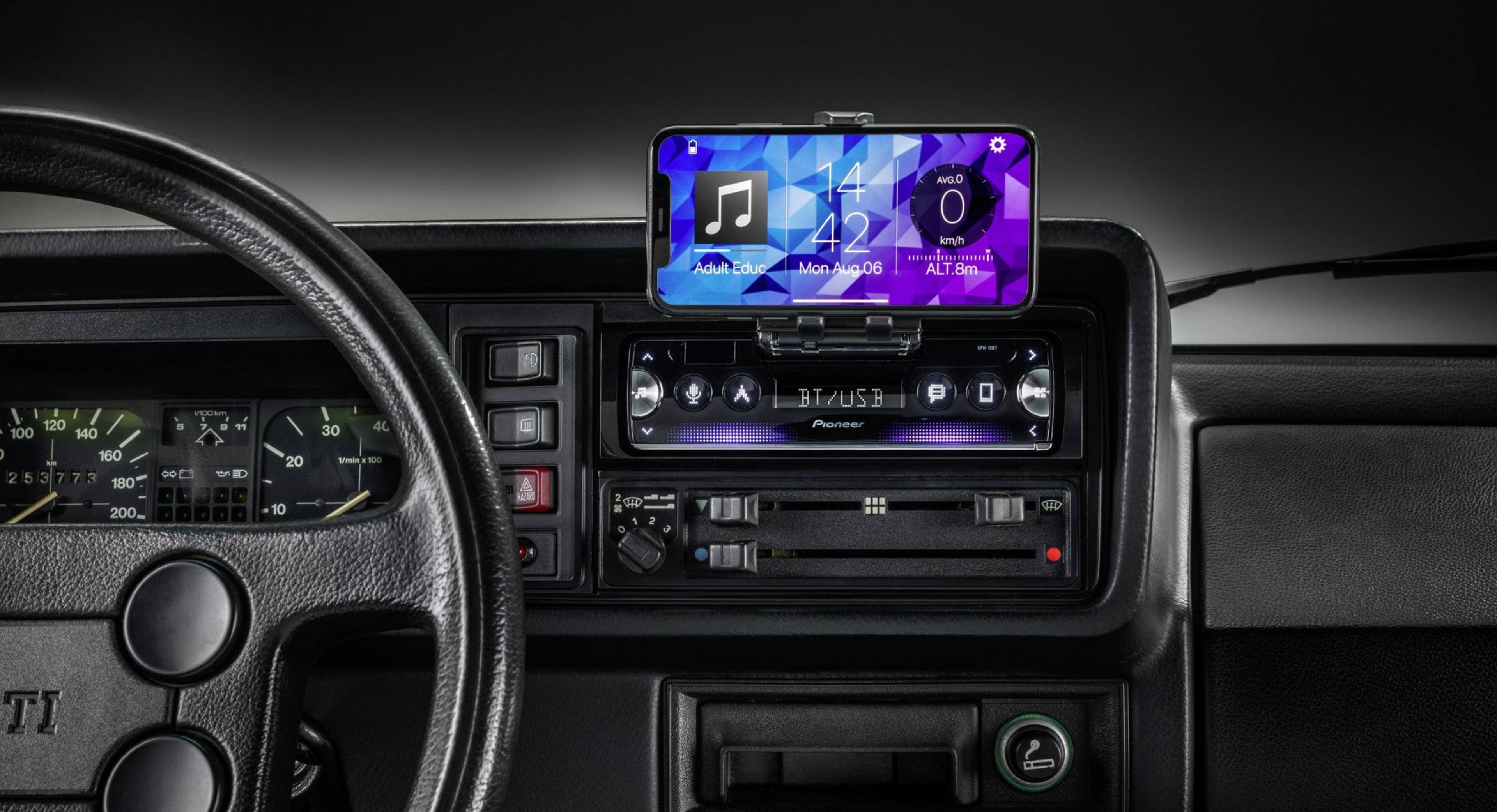 Esta radio para coche Pioneer con dock para móvil podría ser lo mejor para  evitar las nuevas multas de la DGT