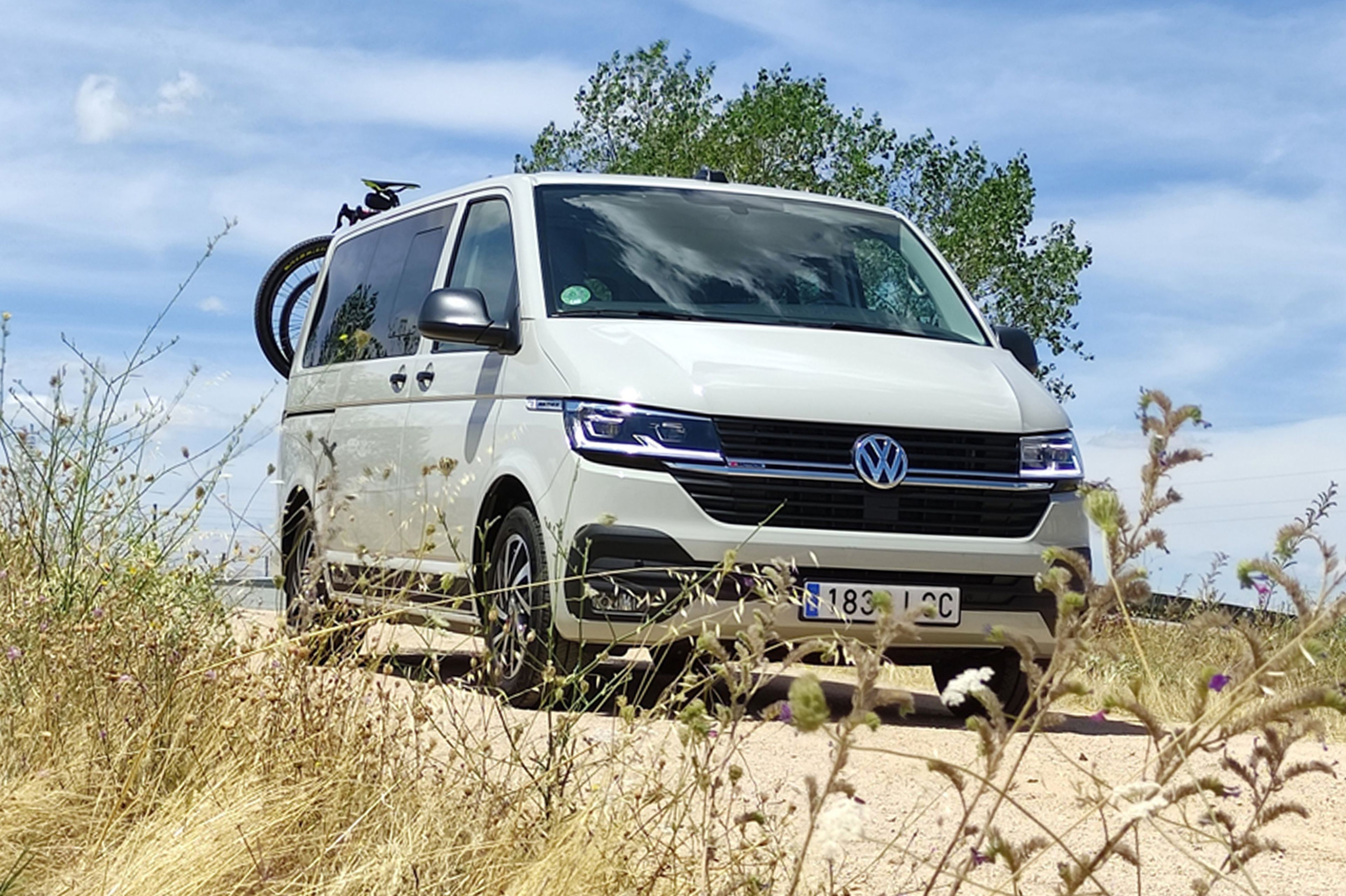 Volkswagen Multivan: 5 detalles prácticos que te van a flipar y 2 que te harán dudar