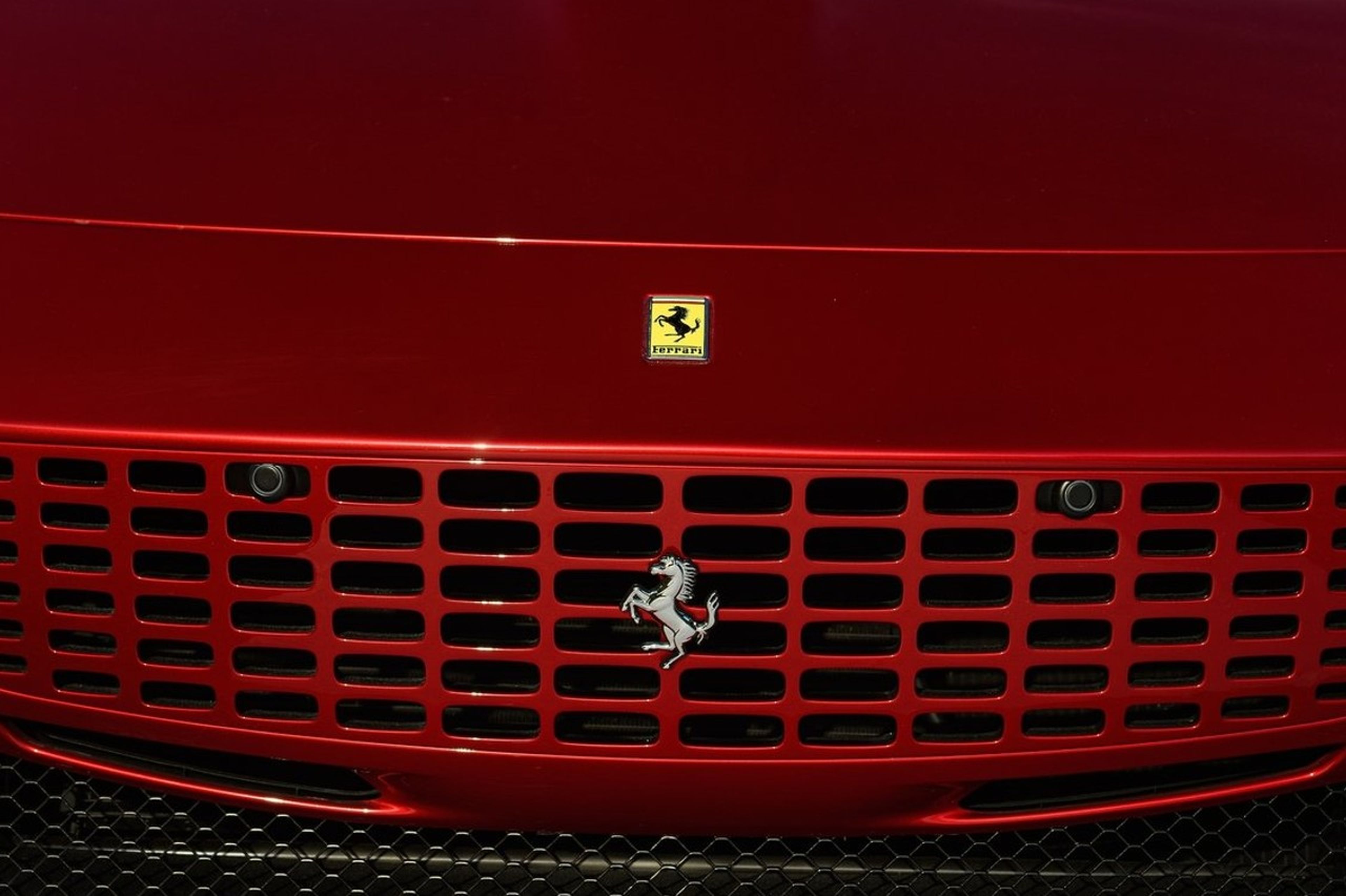 Ferrari contrata al ex jefe de diseño de Apple