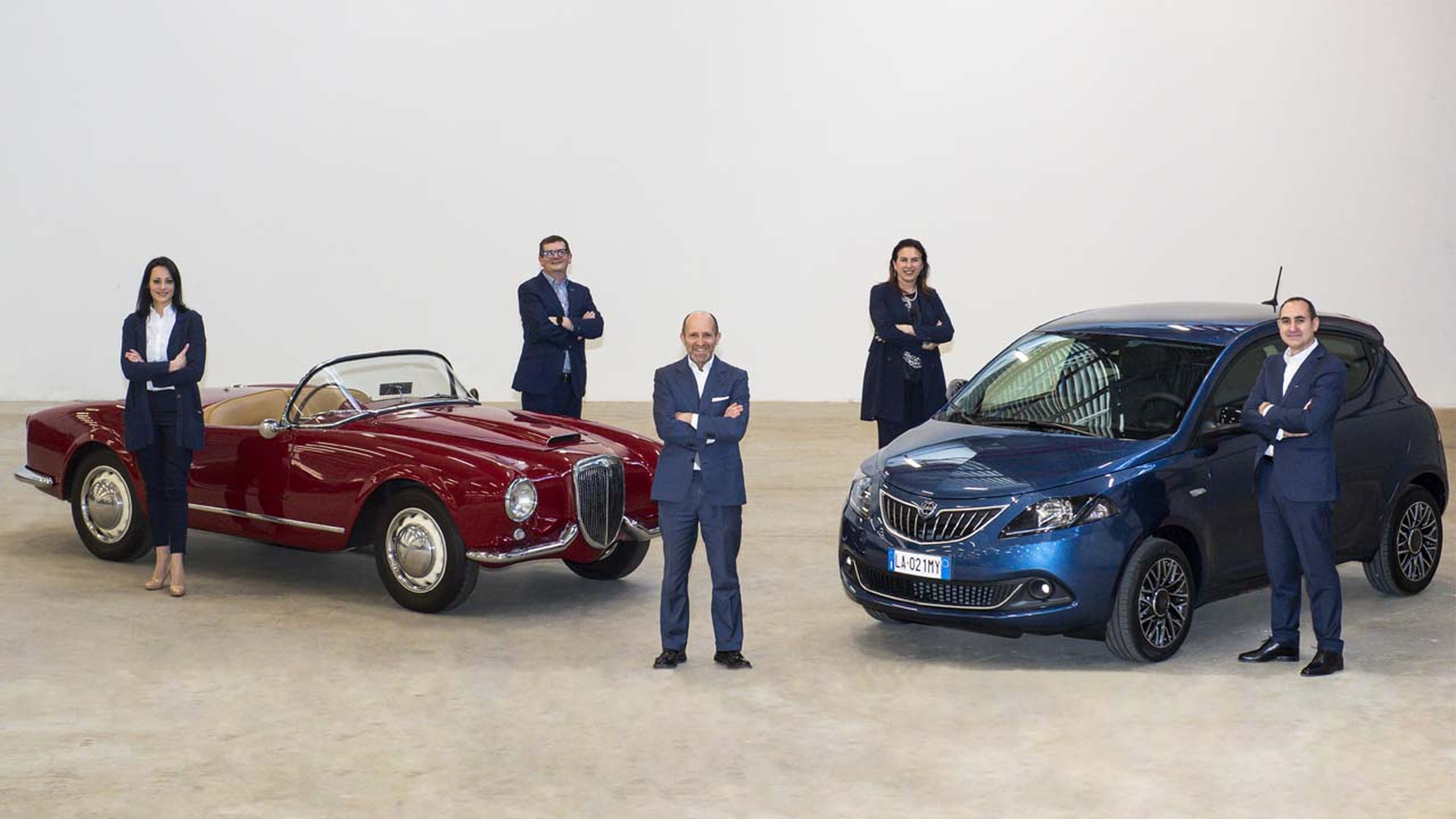 Lancia volverá a vender coches en 2024 nos cuenta su CEO, Luca Napolitano