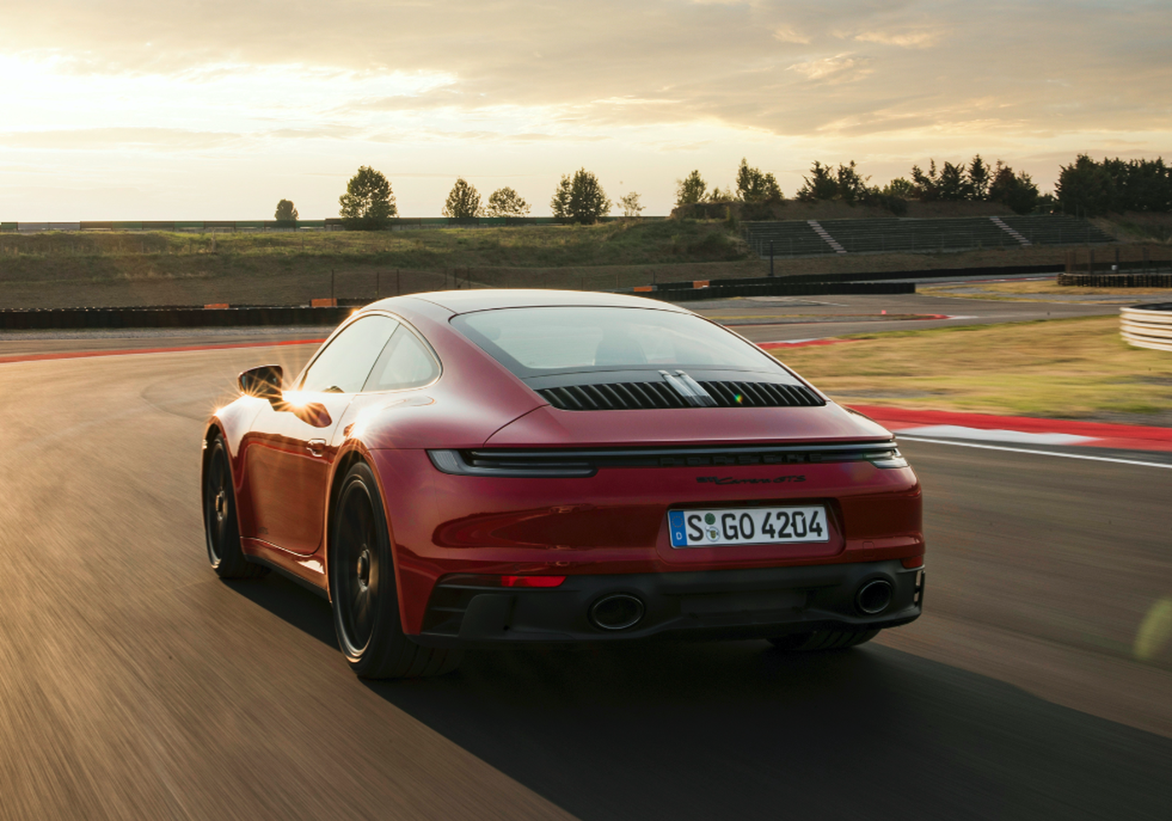 Porsche 911 GTS 2021