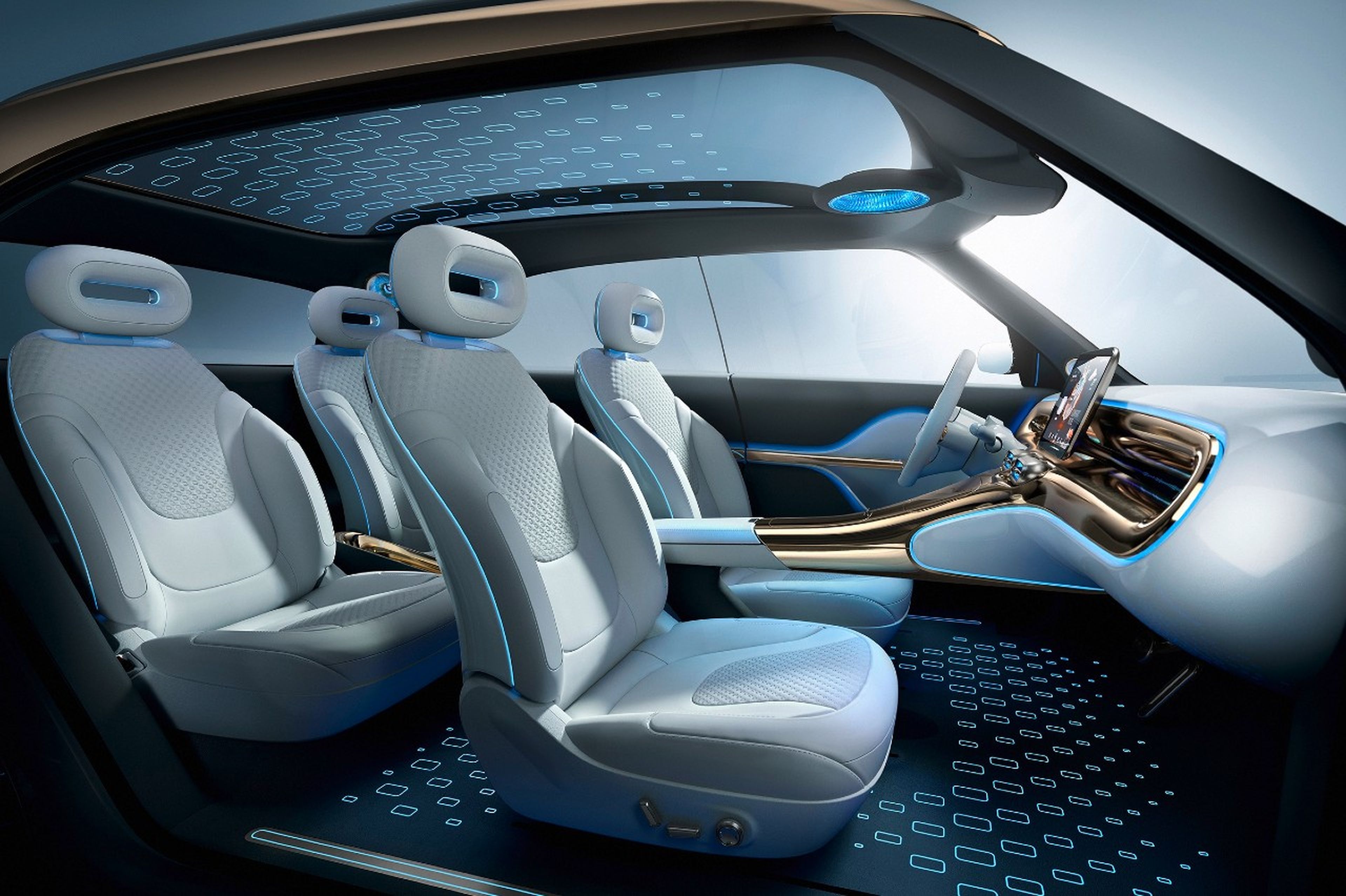 El interior del Smart Concept #1 tiene mucho espacio para piernas y codos