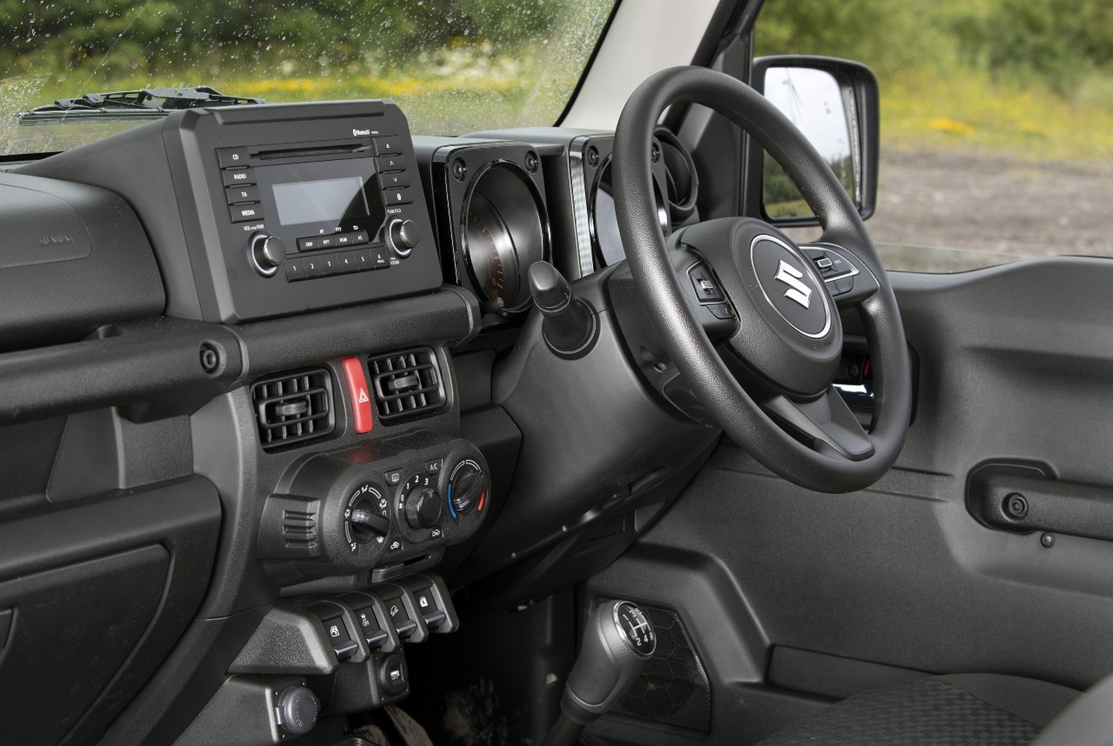 Suzuki Jimny 2022 interior