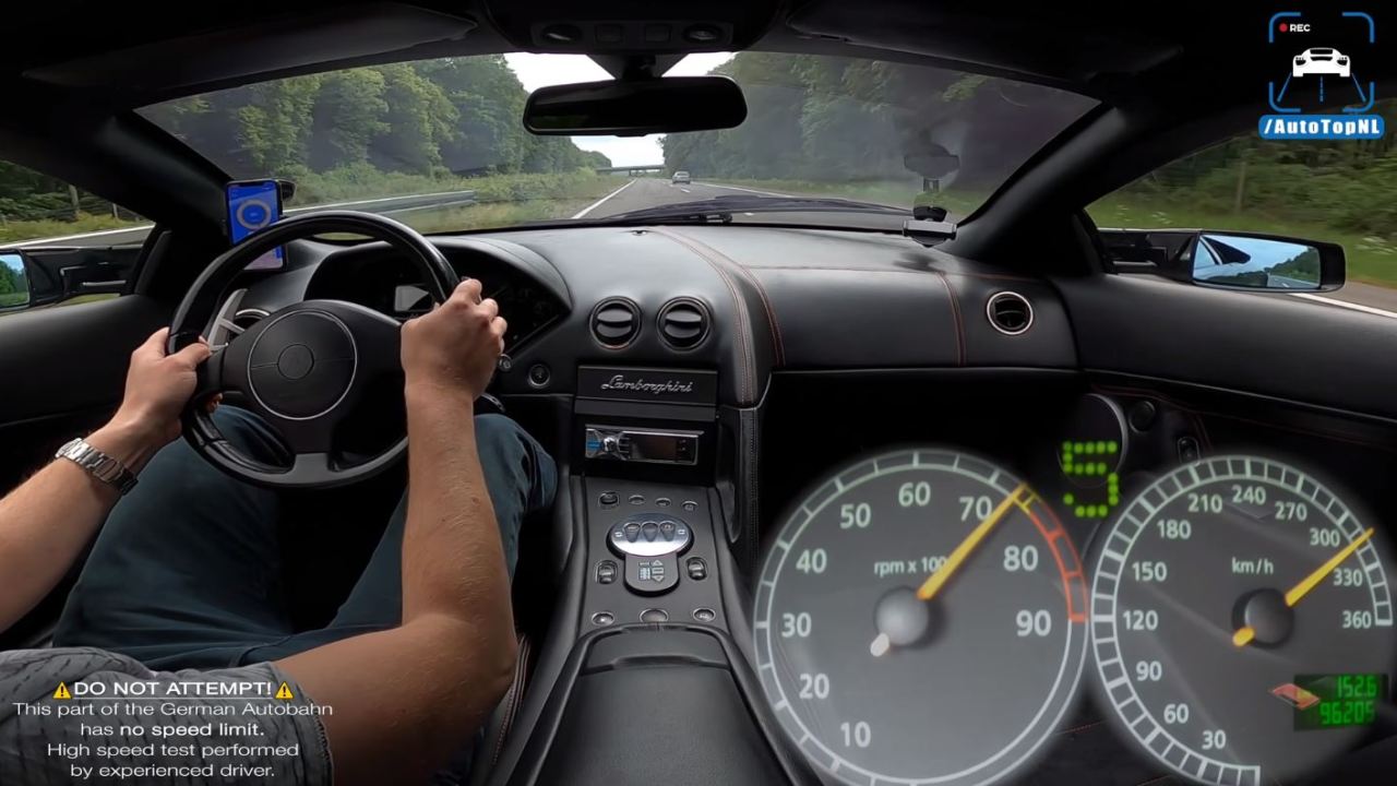 Vídeo: así acelera hasta los 315 km/h en la Autobahn este Lamborghini  Murciélago -