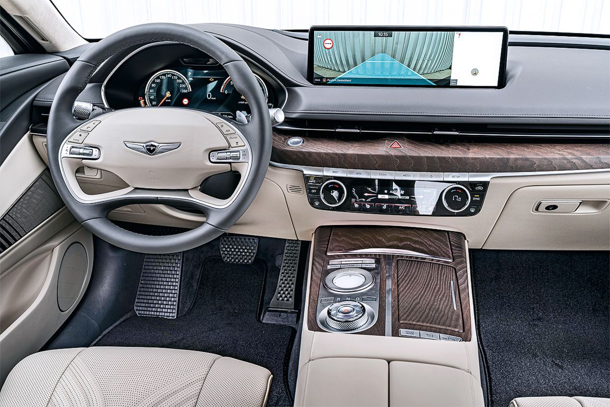 Comparativa Genesis G80 vs BMW Serie 5 y Audi A6