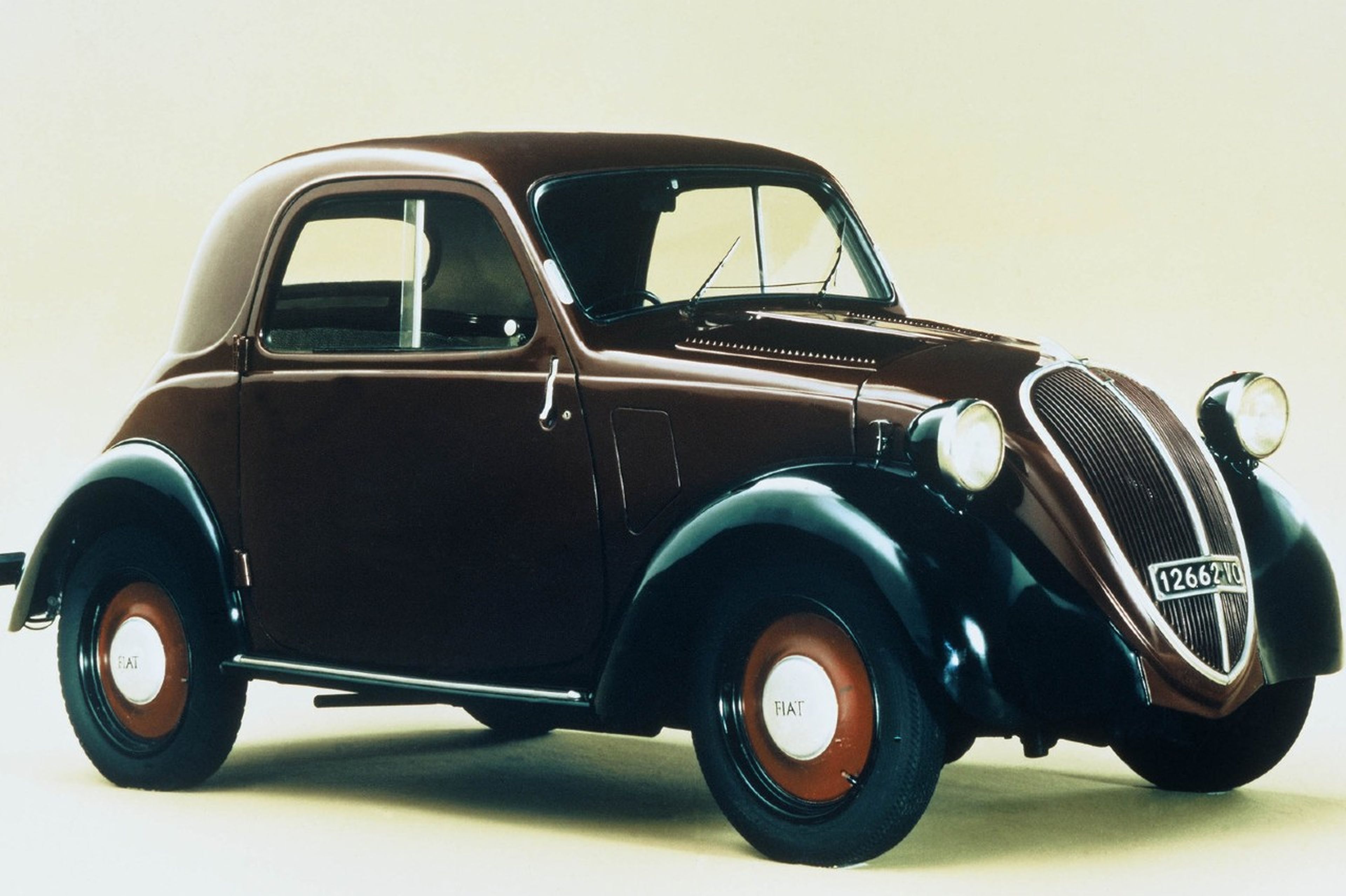 El Fiat Topolino fue el primer coche popular en el periodo de entreguerras
