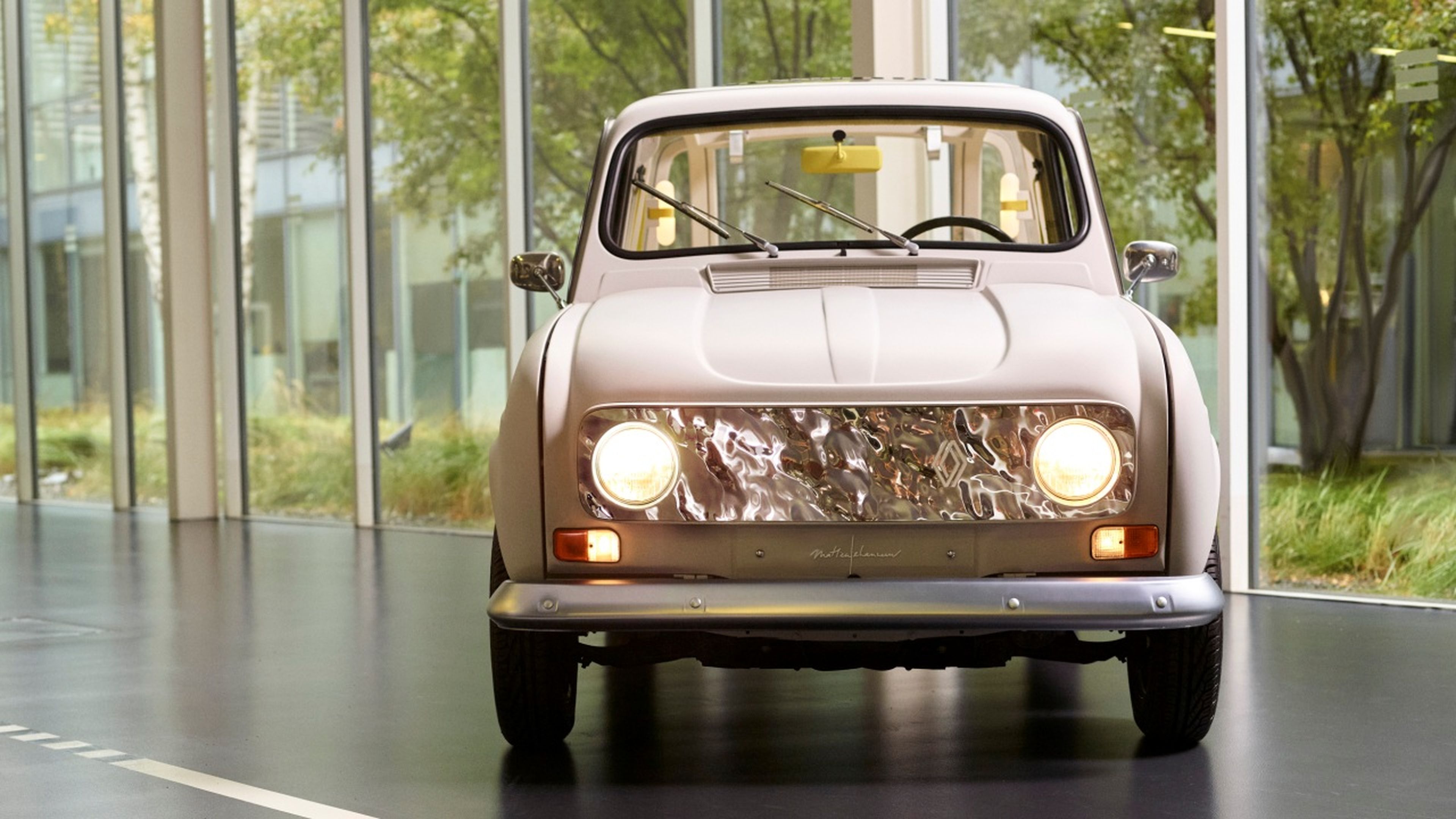 Renault 4 SUITE N4