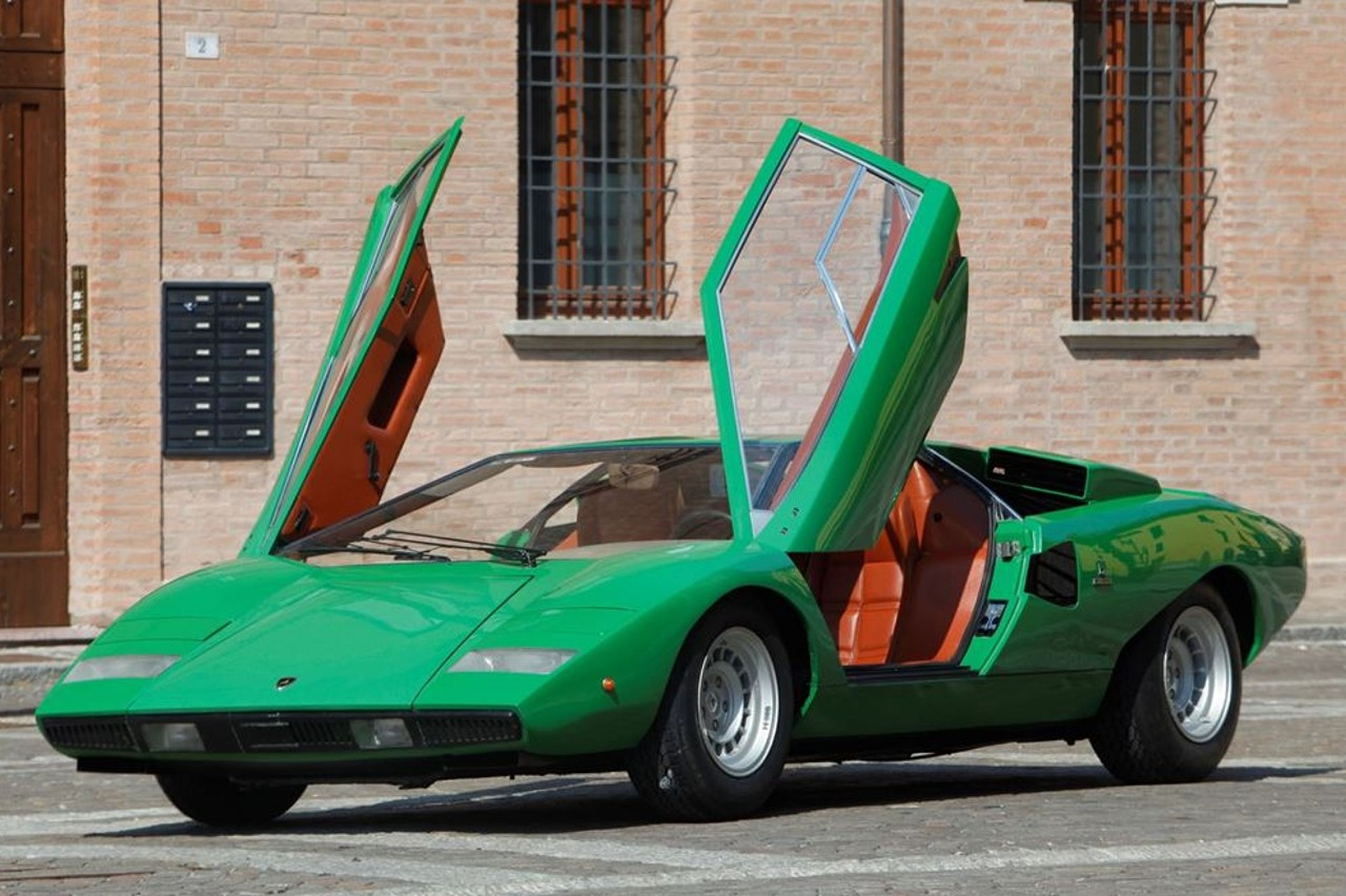 Lamborghini Automobili nació tras una discusión con Ferrari