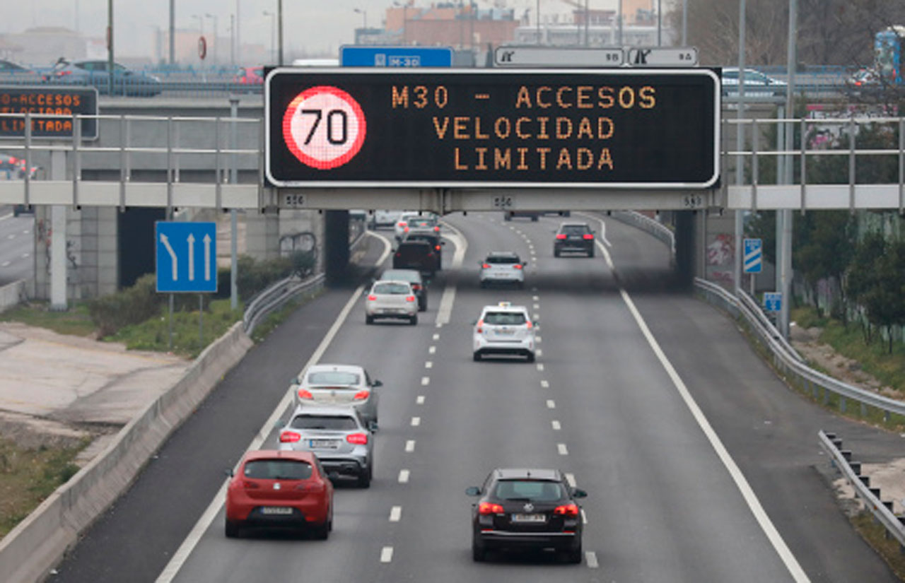 Coche Con Etiqueta B, En Qué Partes De La Ciudad Puede Entrar Y Dónde ...