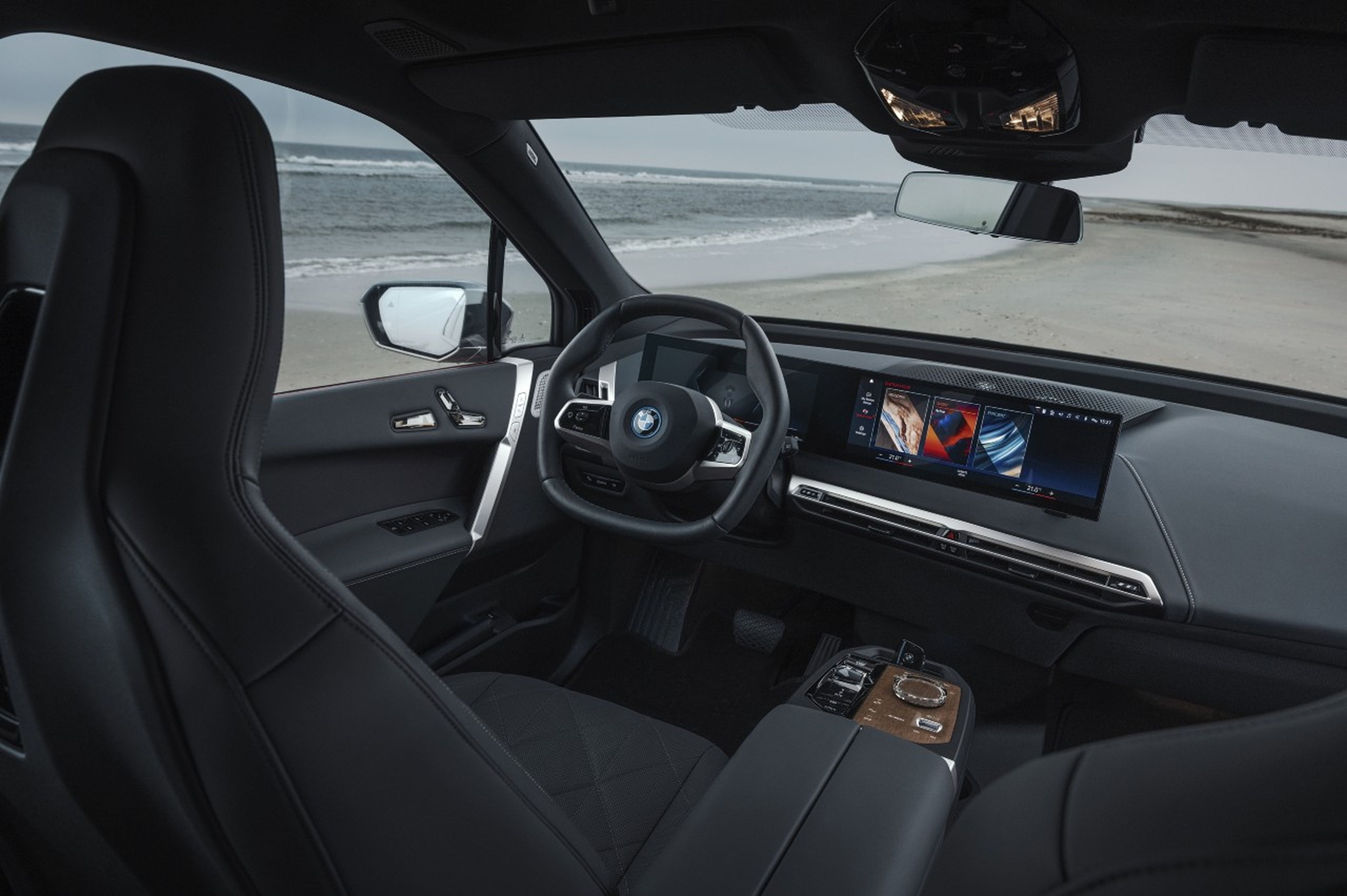 El sistema BMW iDrive permite una interacción muy intuitiva entre el conductor y el coche