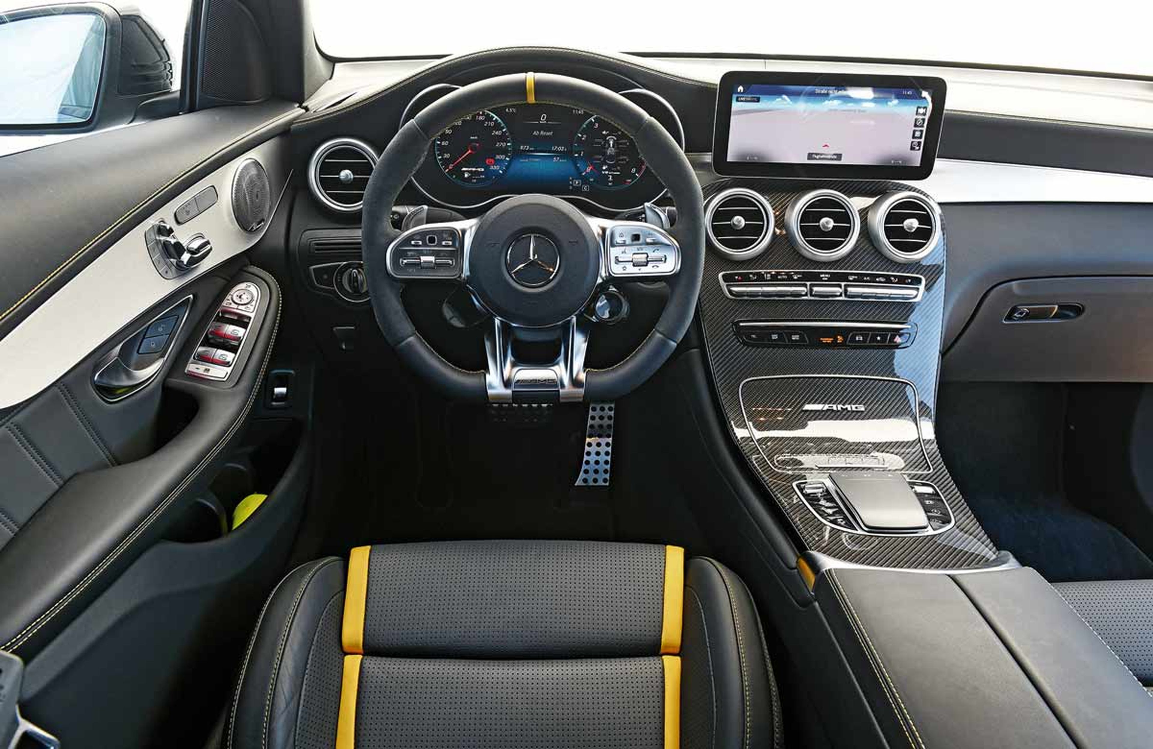 Cockpit Mercedes