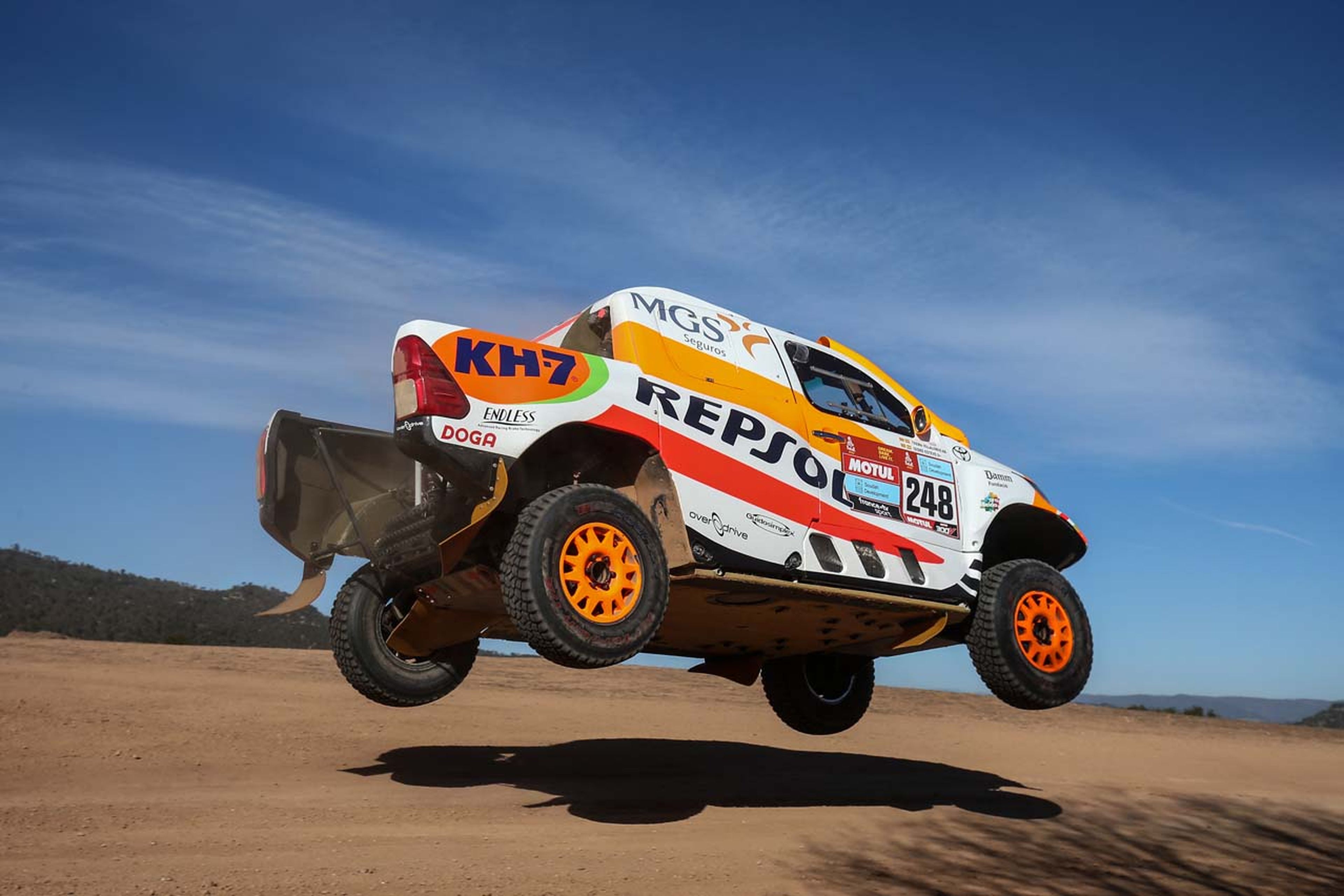Copilotamos a Nasser Al-Attiyah e Isidre Esteve en sus coches del Dakar 2022