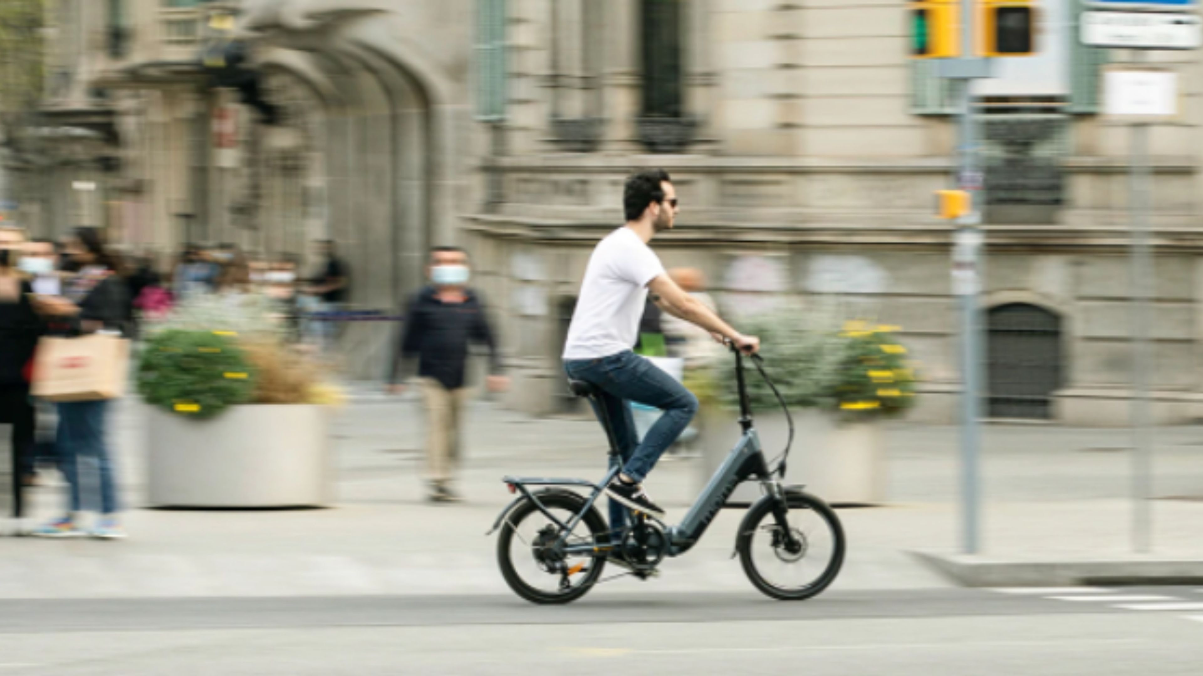 Descubre la ciudad en una bicicleta eléctrica con nuestra oferta