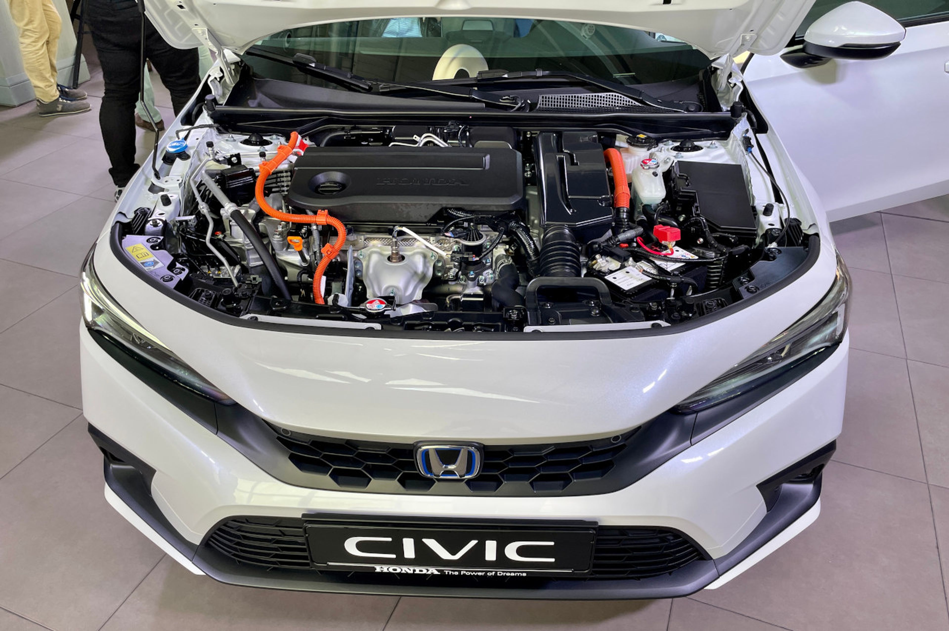 Imagen del motor del nuevo Honda Civic 2022