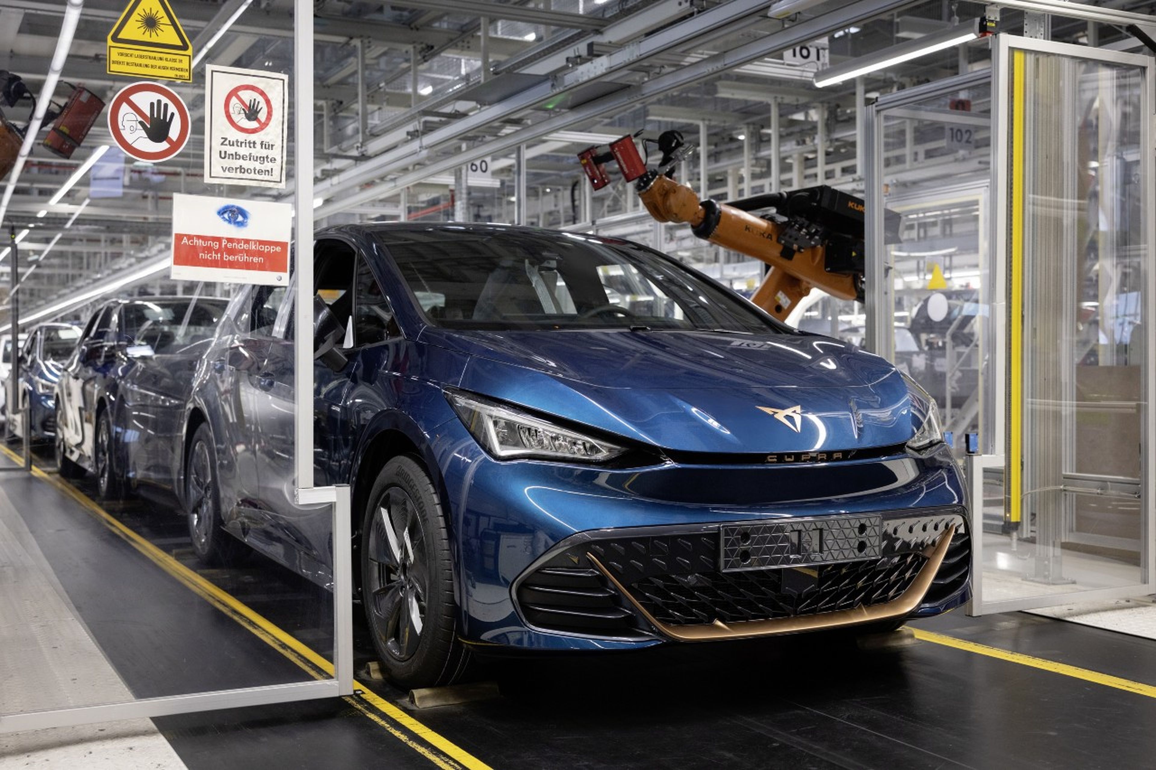 Volkswagen anuncia millonarias inversiones en España y que Cupra no  reemplazará a Seat