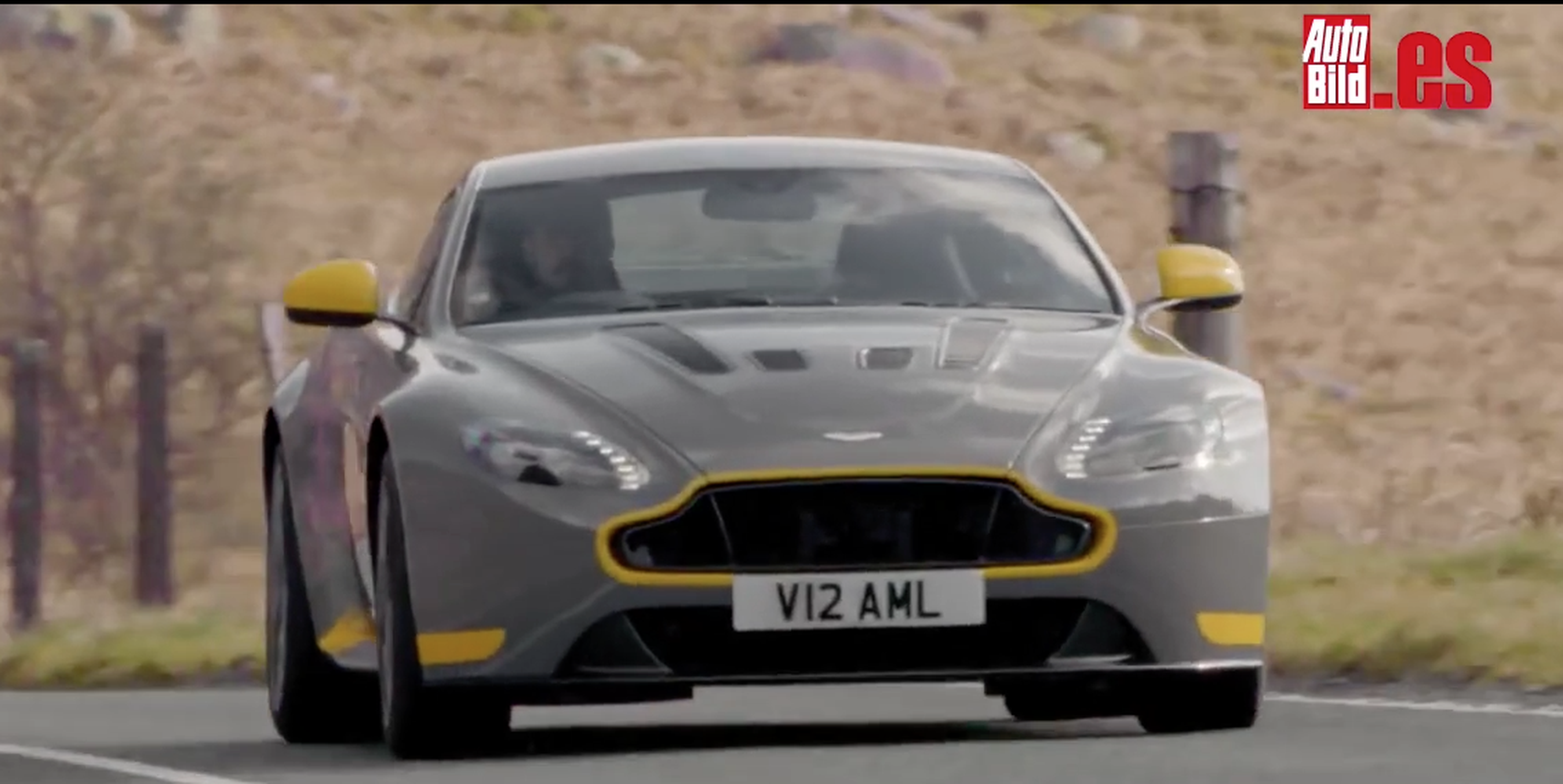 Aston Martin V12 Vantage S: por primera vez, ¡en acción!