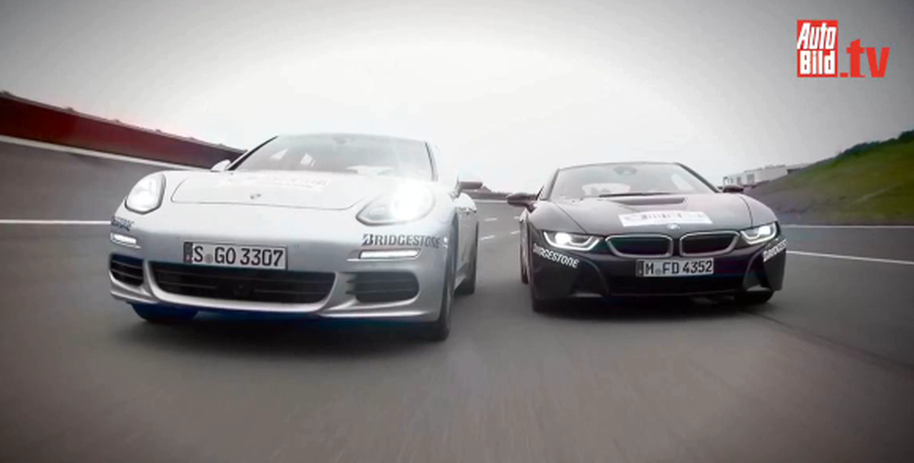 BMW i8 vs Panamera E-Hybrid