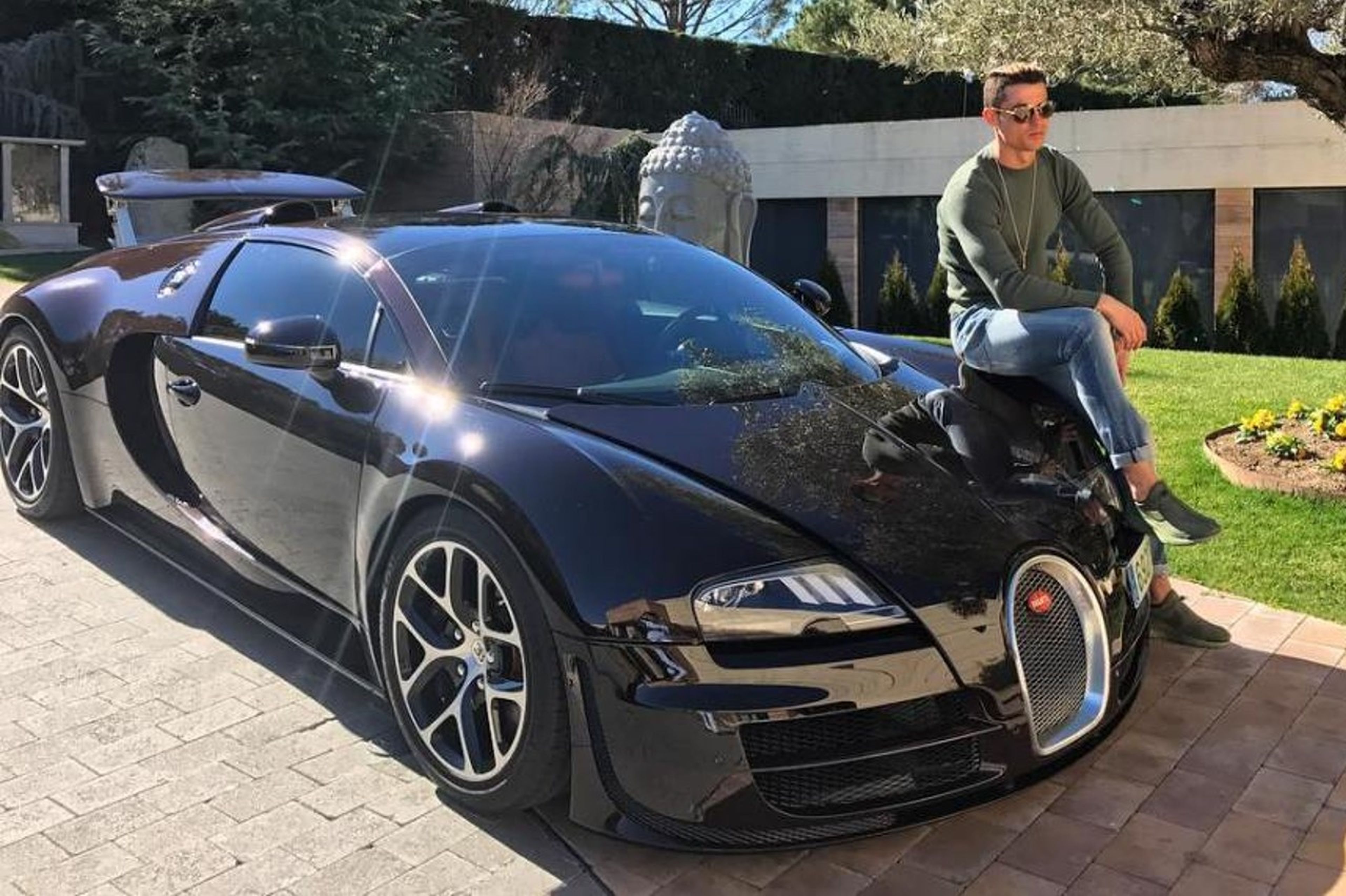 Bugatti Veyron de Cristiano Ronaldo se estrella
