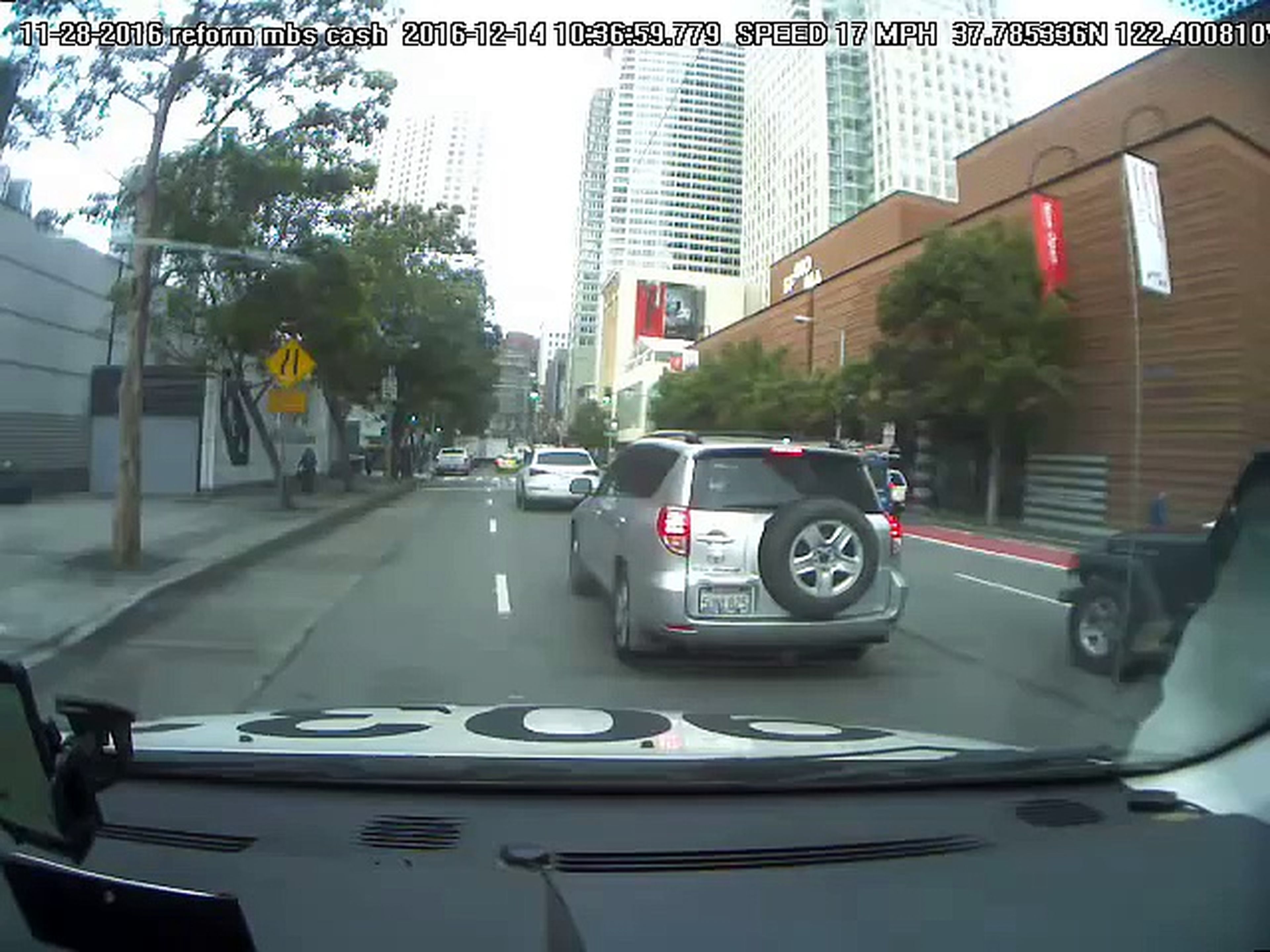 El coche autónomo de Uber pasa de los semáforos