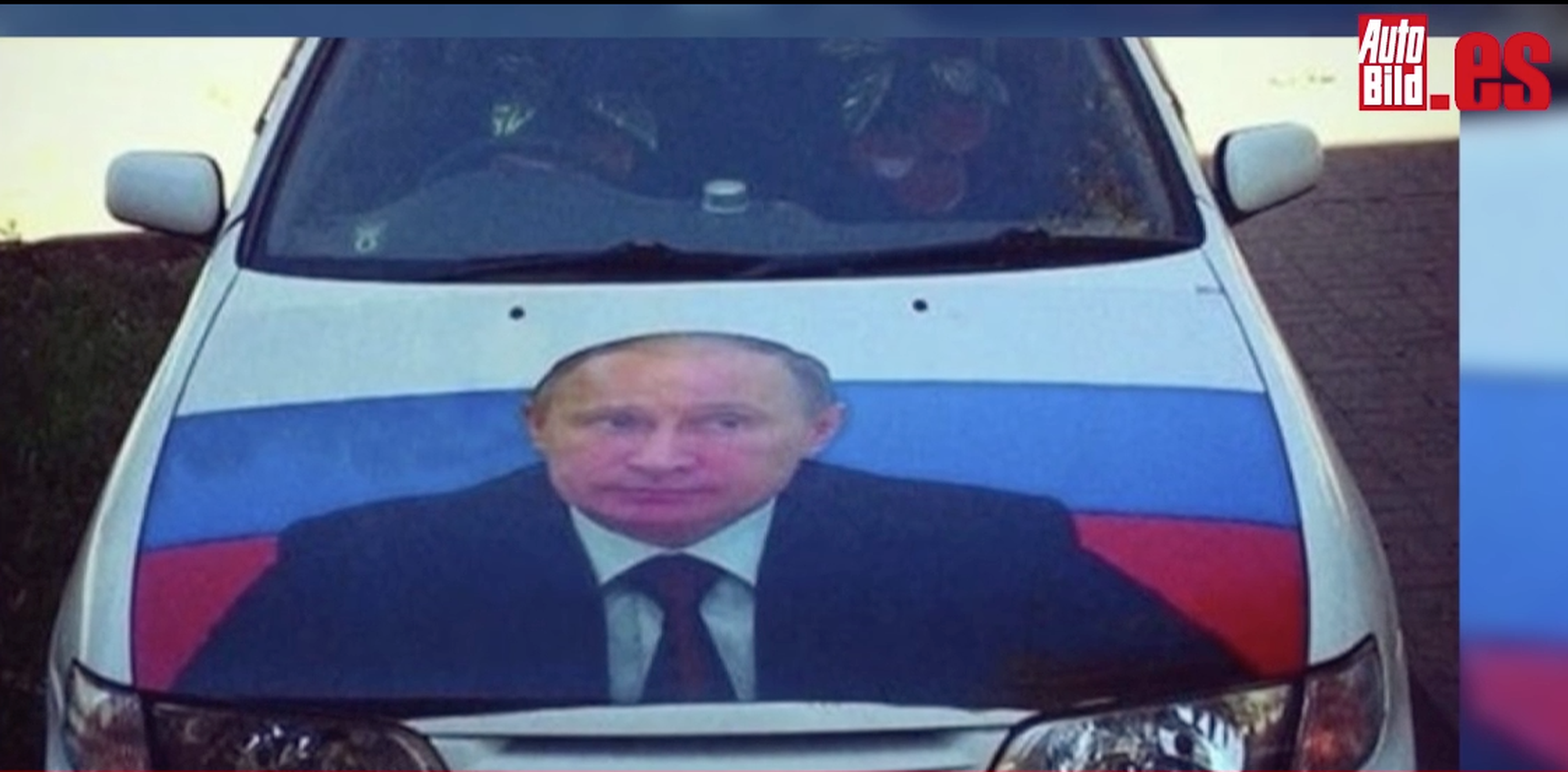 Coches pintados con la cara de Putin, ¿locura o adoración?