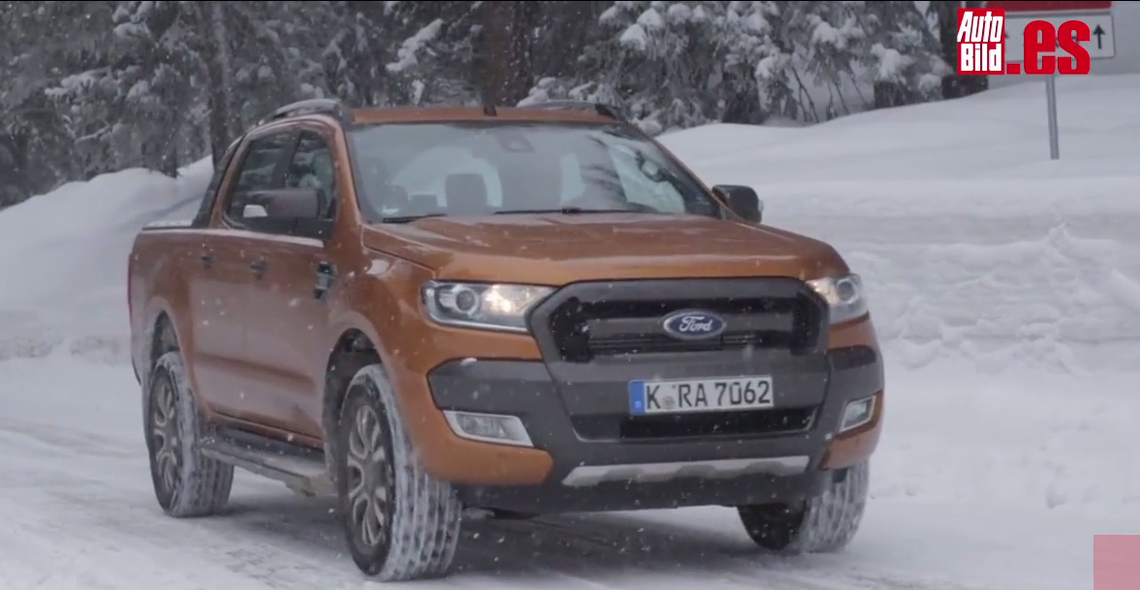 Ford Ranger Wildtrak sobre nieve, grava y ¡lo que venga!