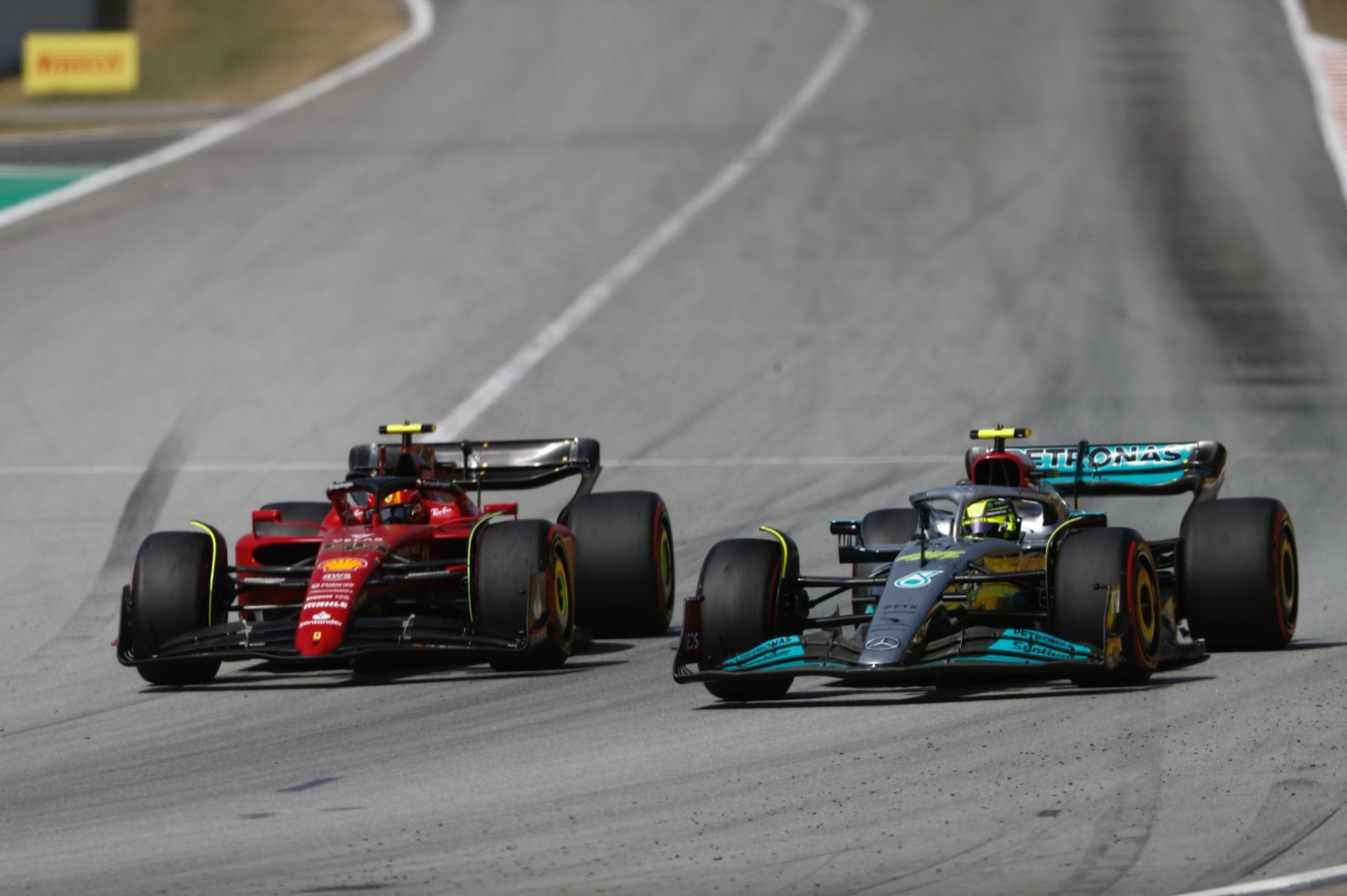 Hamilton y Ferrari